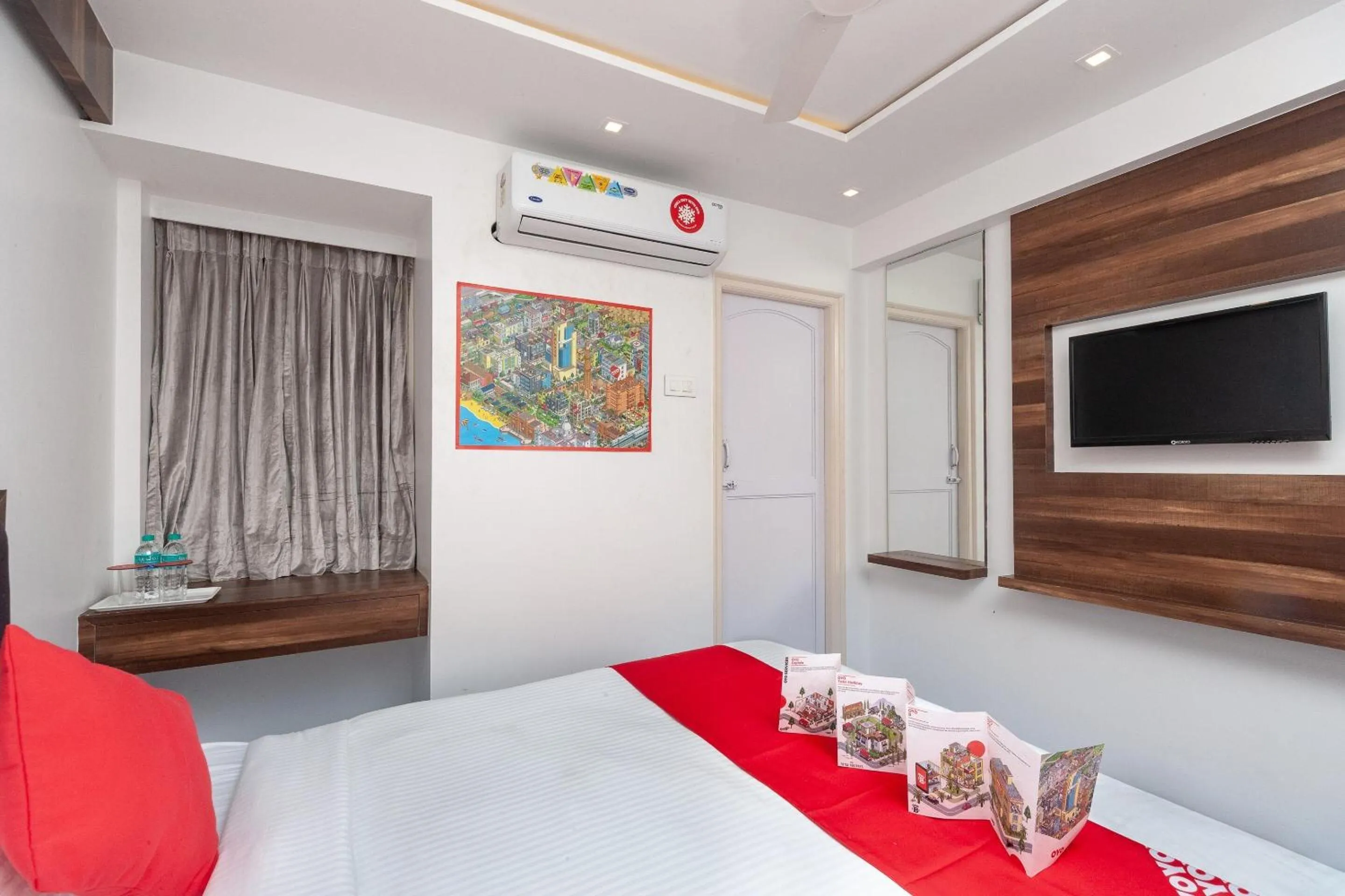 Bedroom in  Super OYO Capital O Admire Suit Hospitality