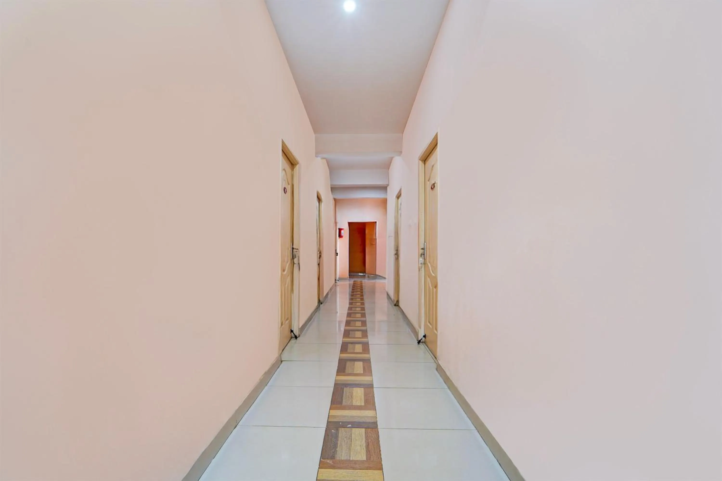 Lobby or reception in Super Hotel O Anna Nagar Madurai