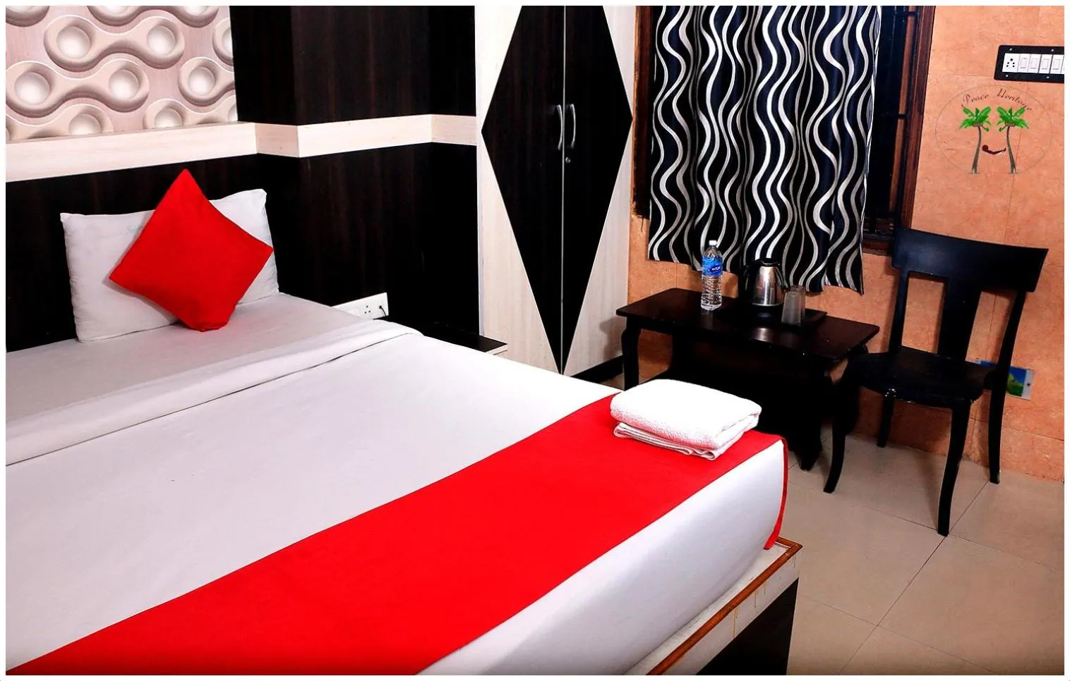 Bed in Peace Residency