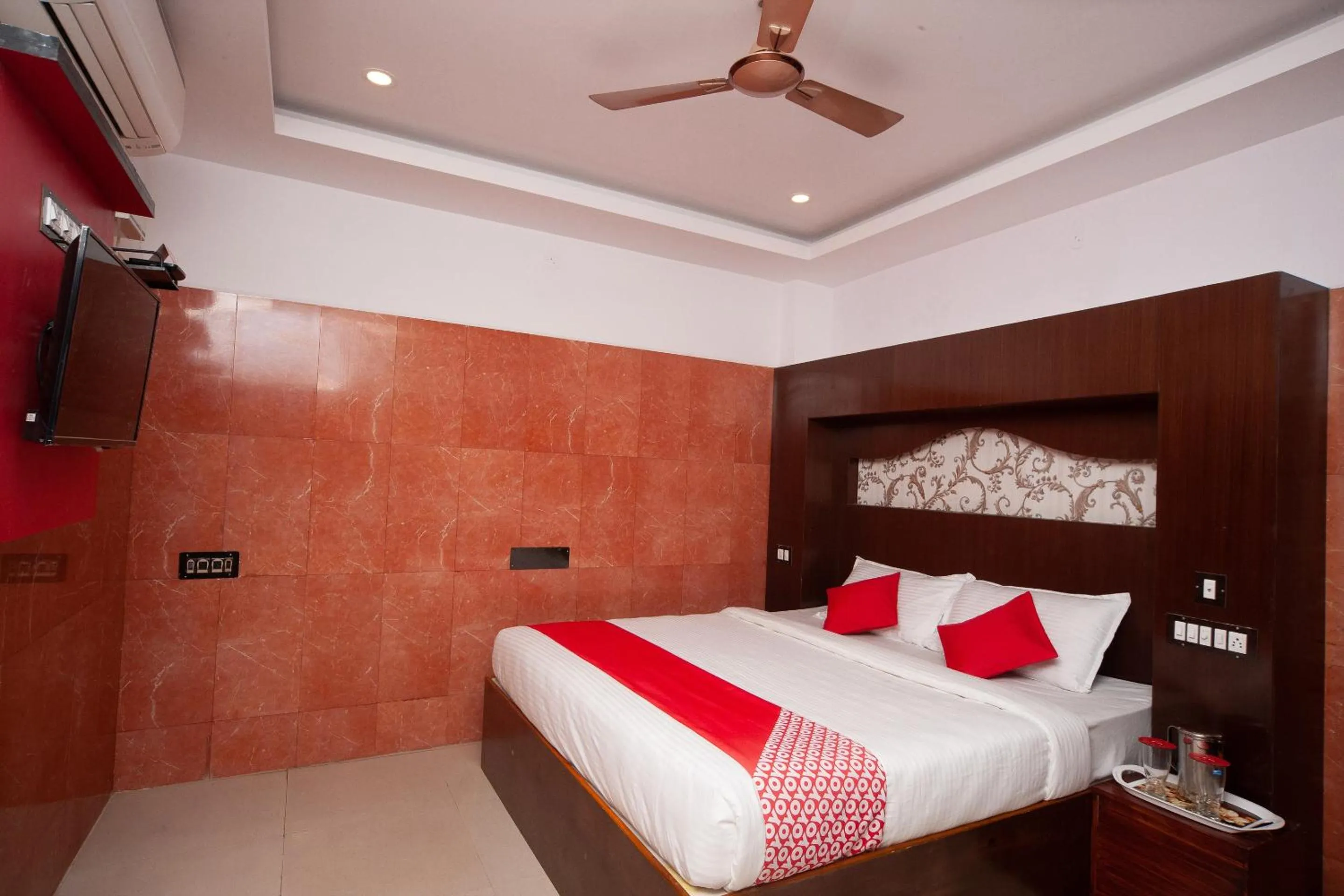 Bedroom in Peace Residency