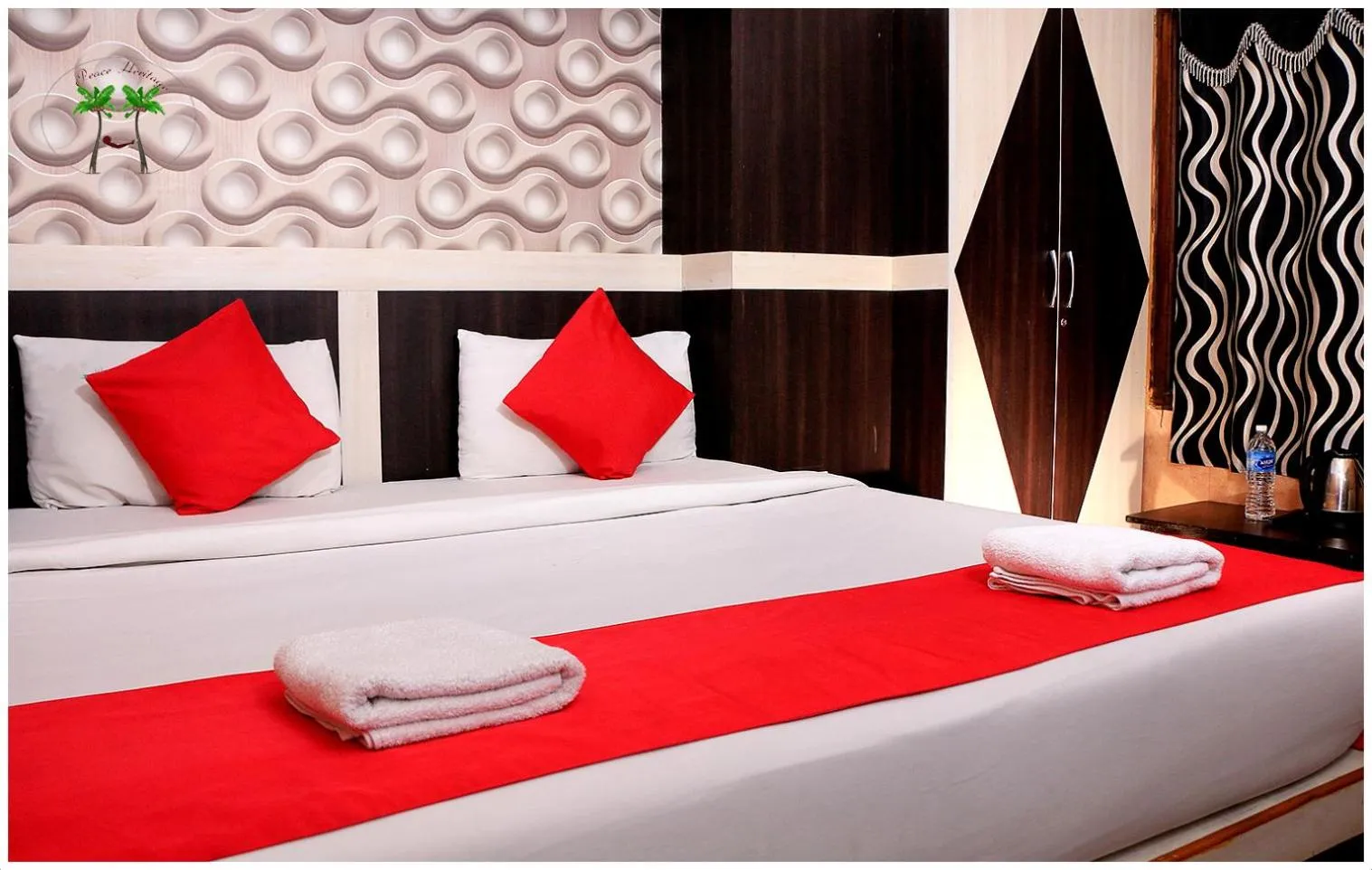 Bed in Peace Residency