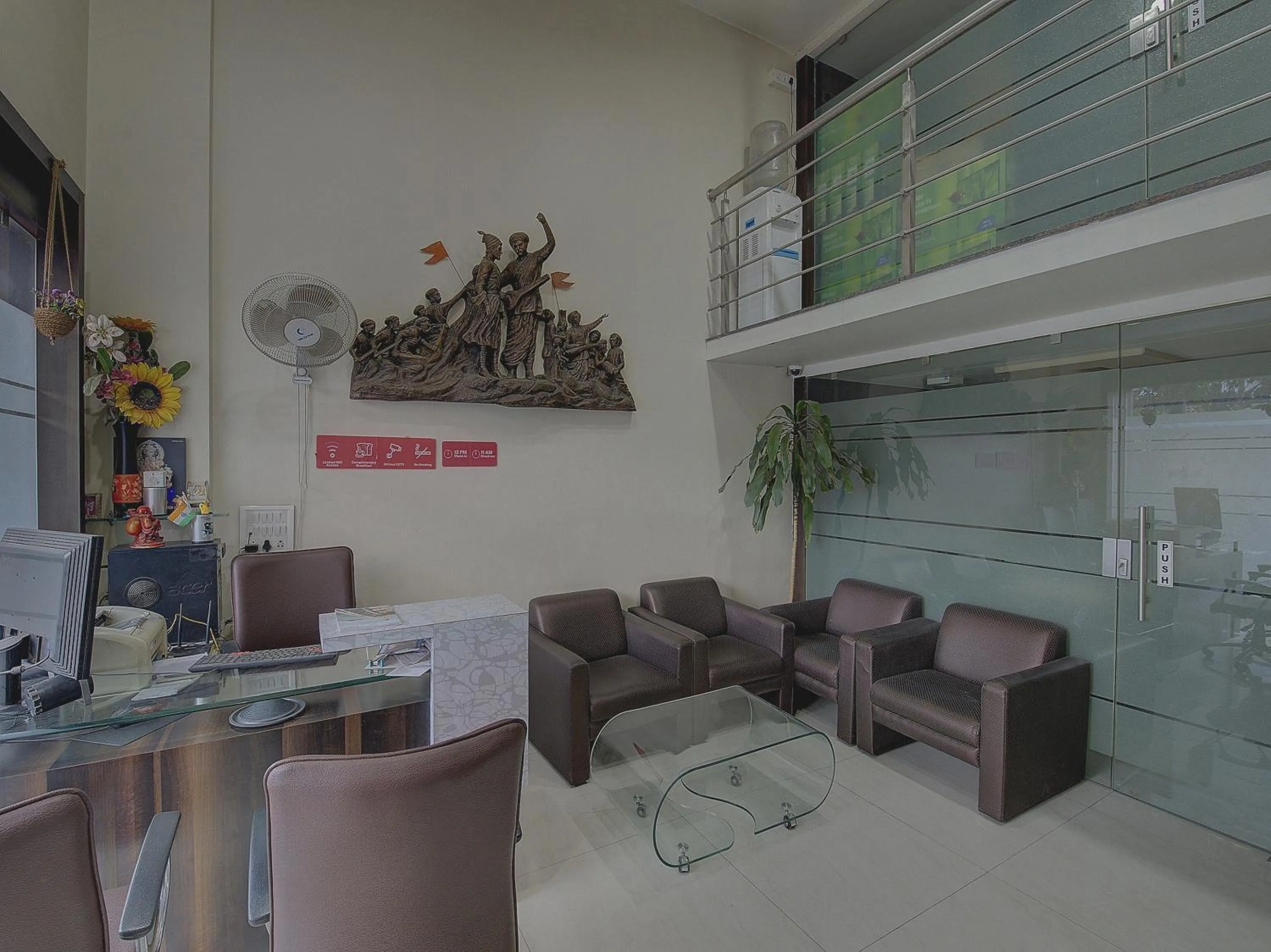 Lobby or reception in Hotel O RK's Regency Near Navale Hospital Back Gate