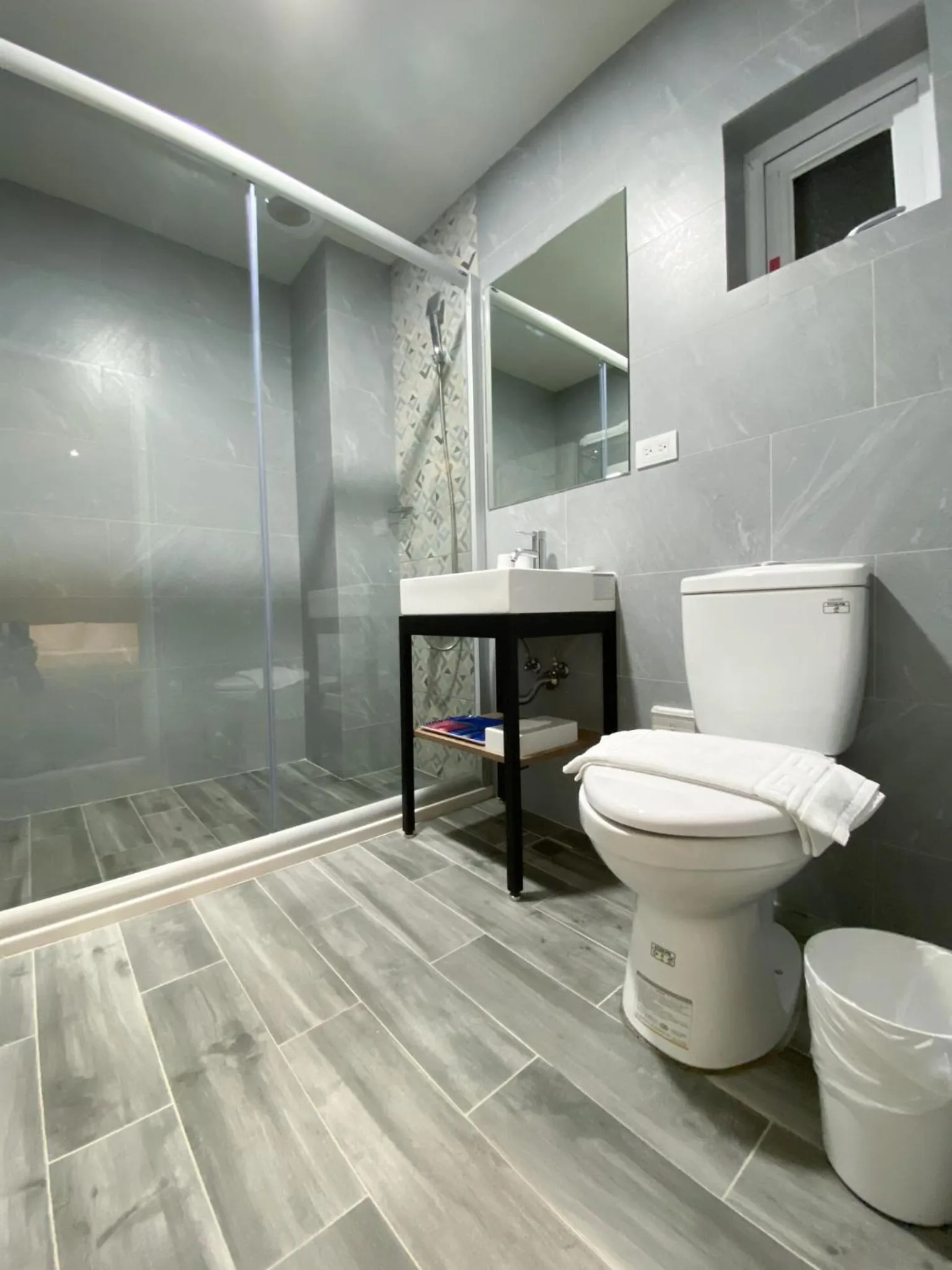 Toilet in Hotel Brown - Zhongzheng