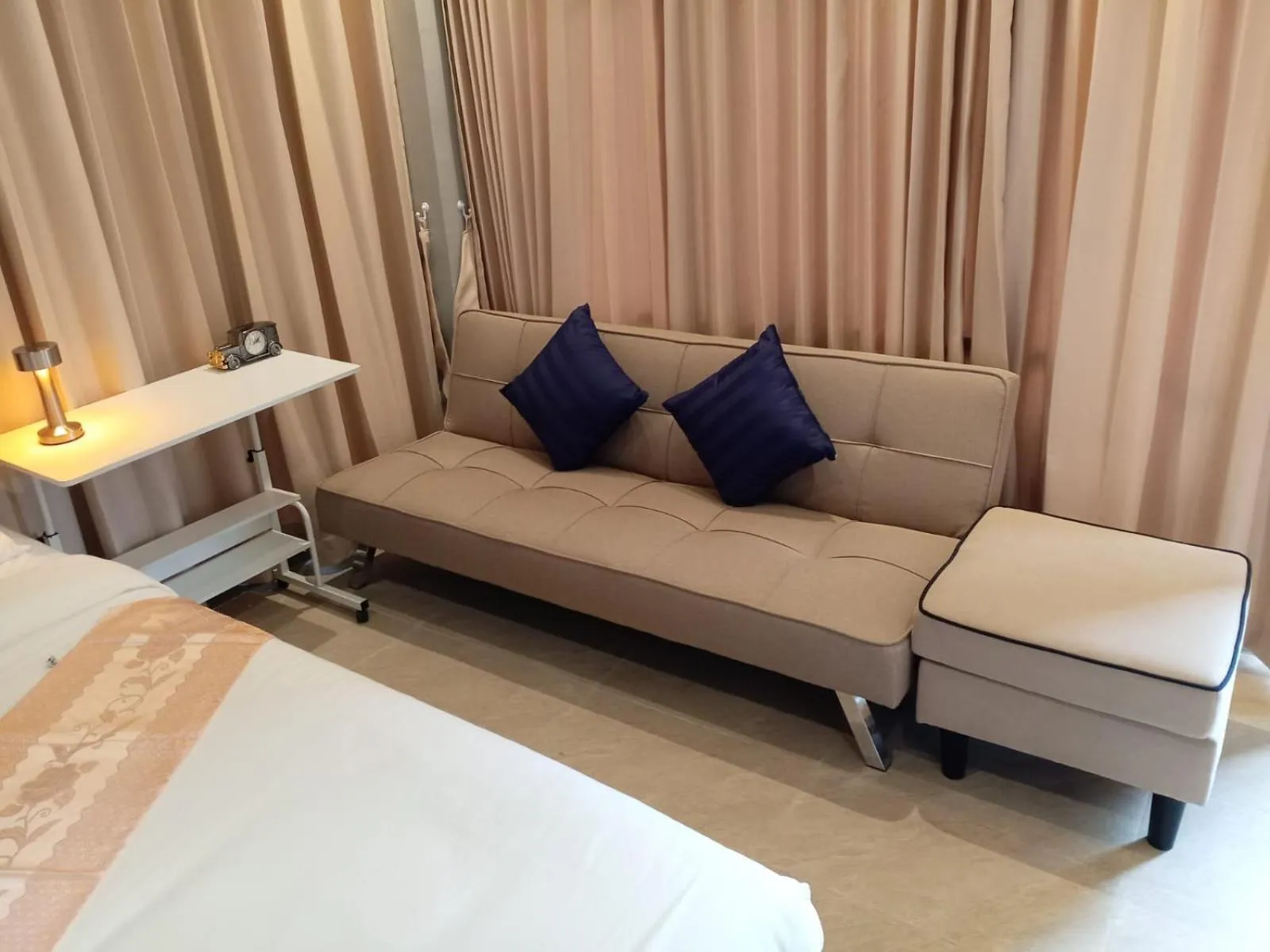 Bedroom, Bed in The Way Patong Hotel