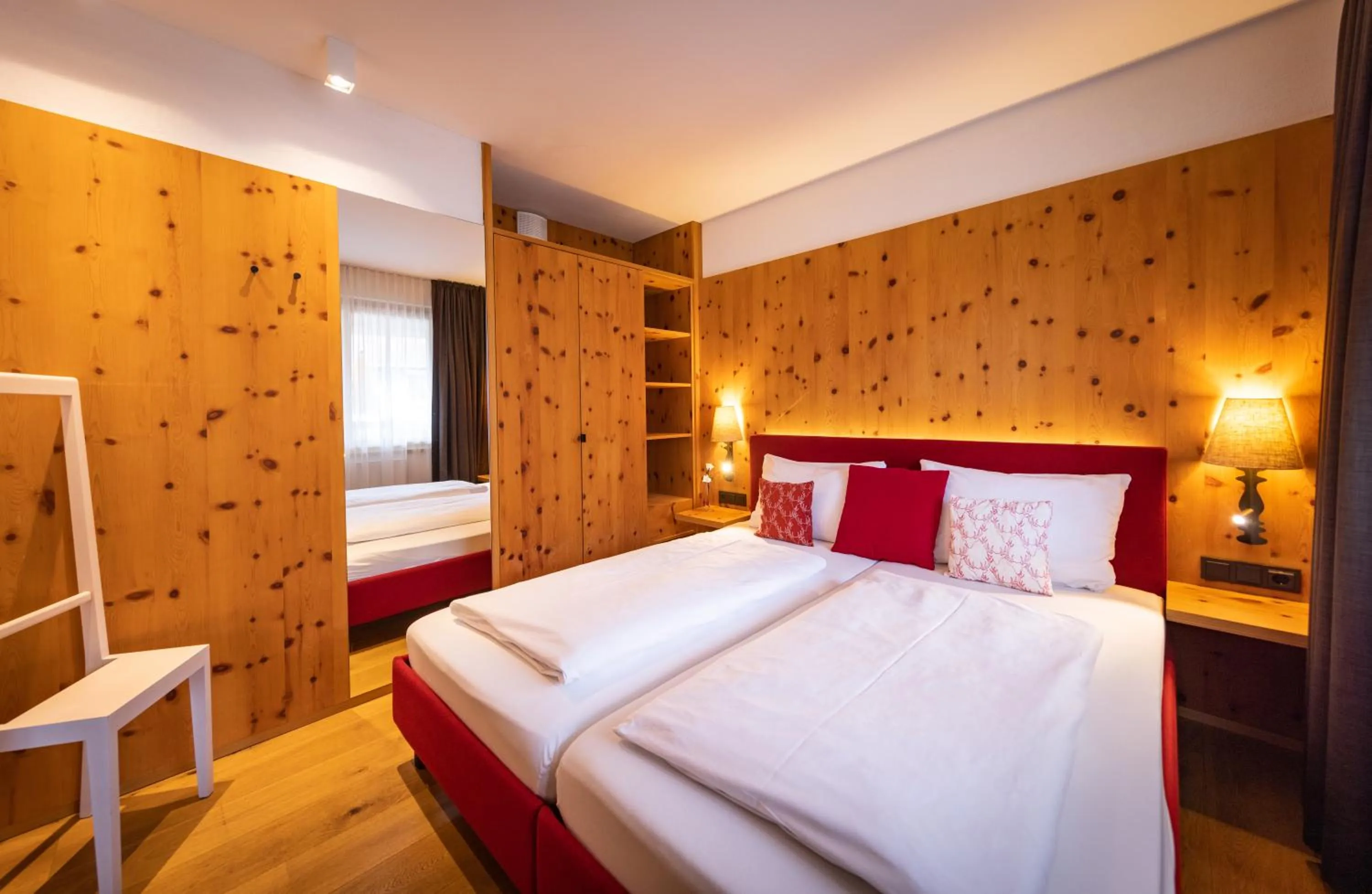 Photo of the whole room, Bed in Hapimag Ferienwohnungen Zell am See