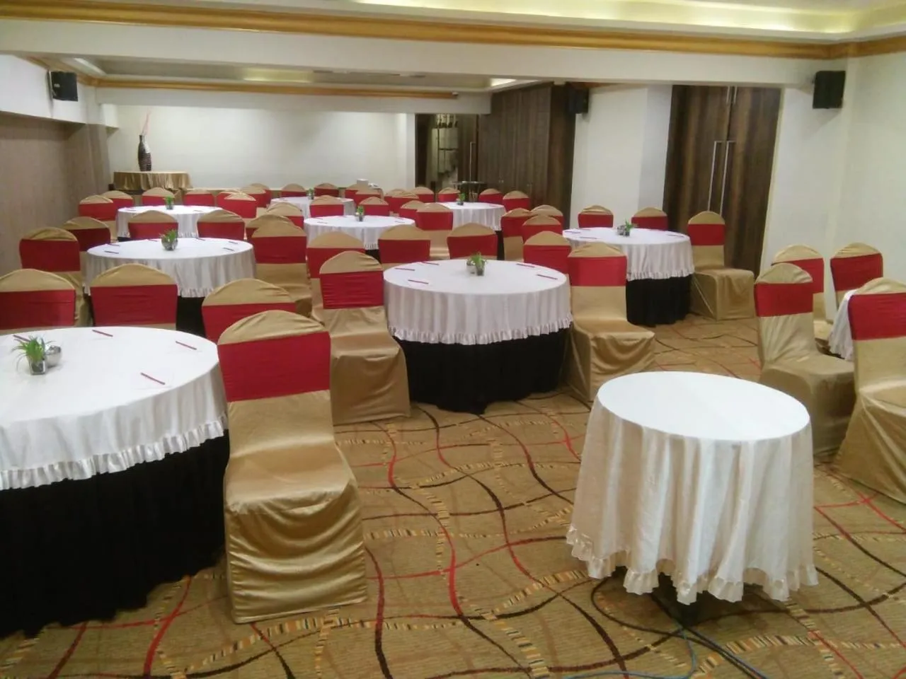 Business facilities in The Fern Residency Rajkot, Series by Marriott