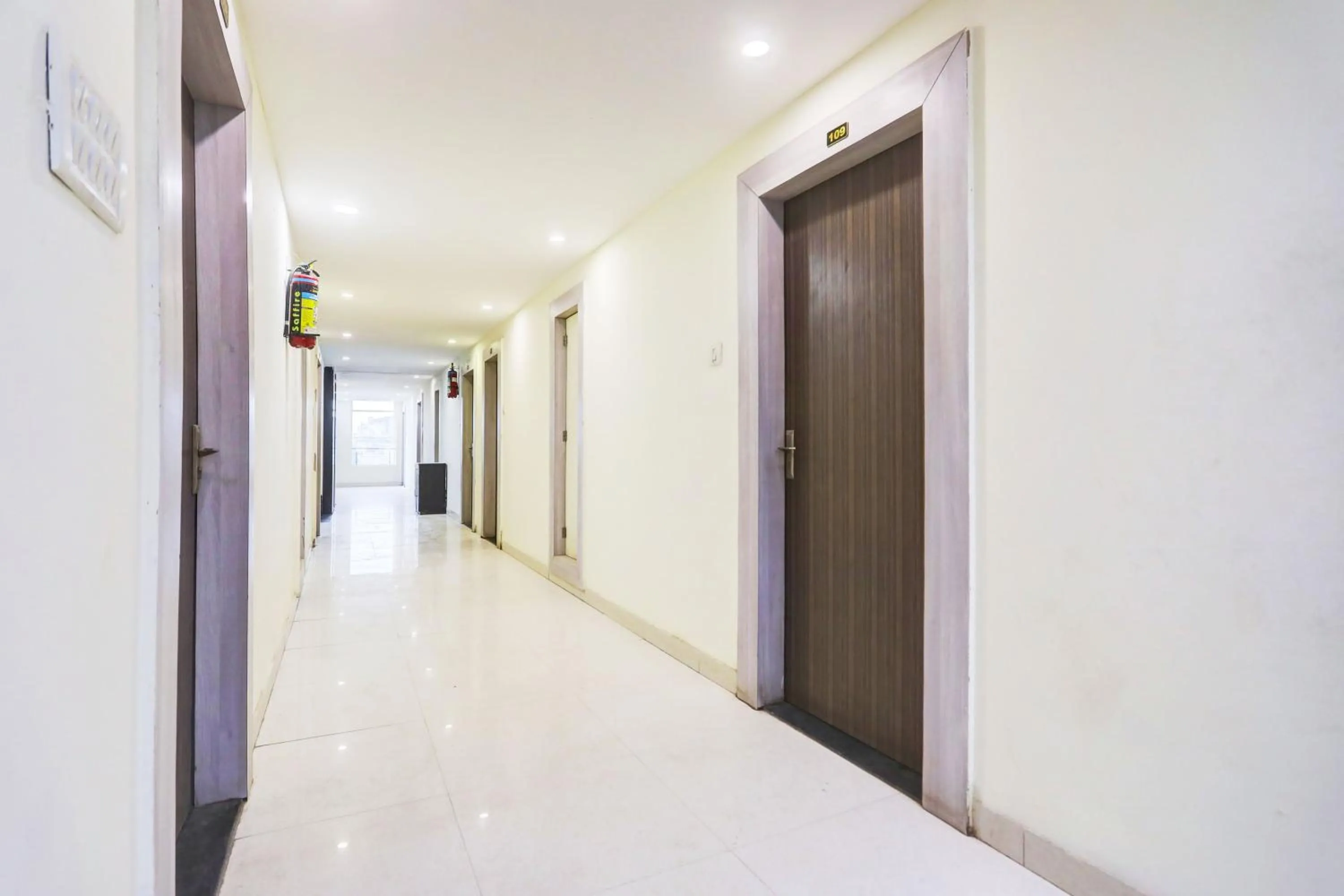 Lobby or reception in Townhouse Hoshangabad Road Near Aashima Mall