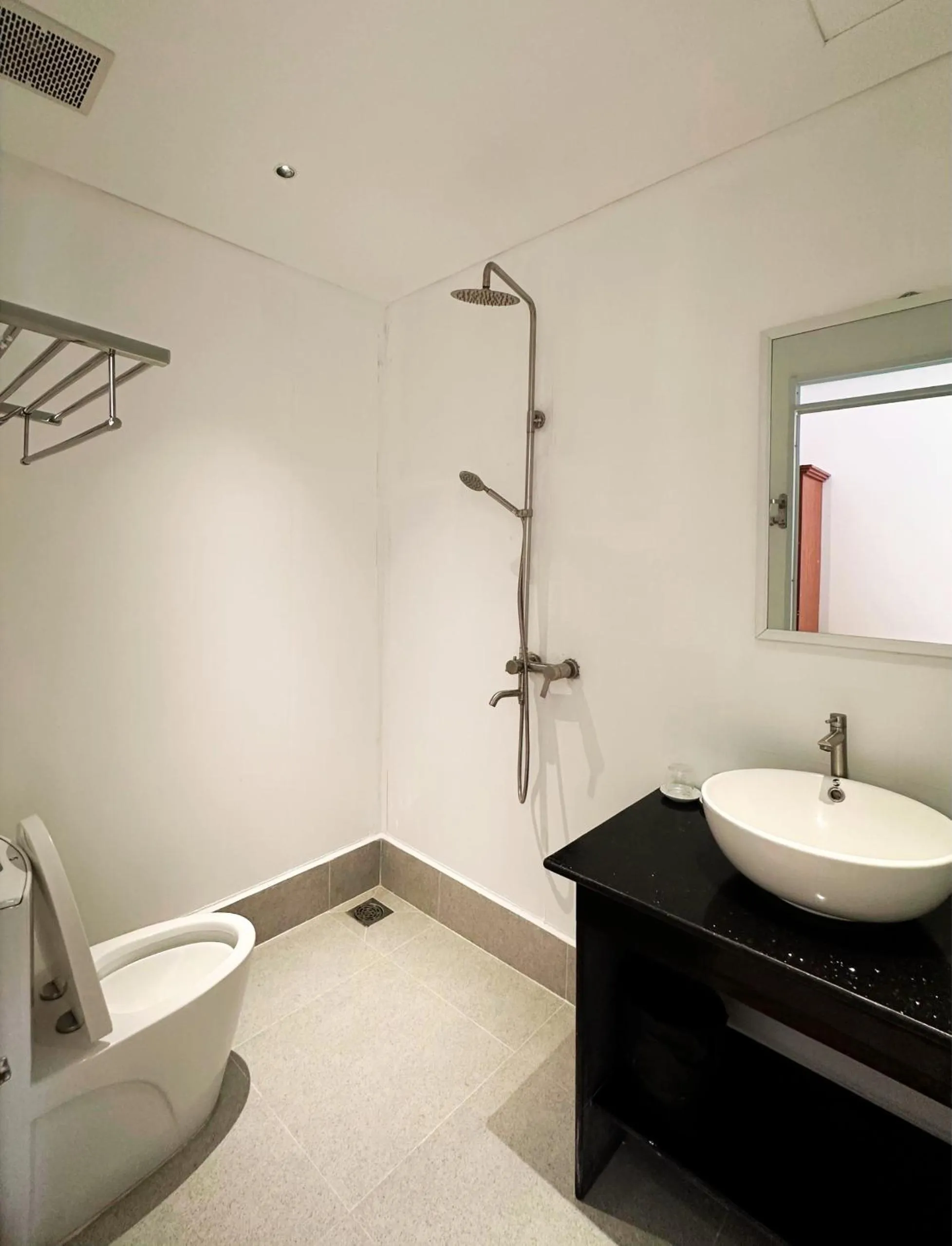 Toilet in Le Huynh Mui Ne Hotel