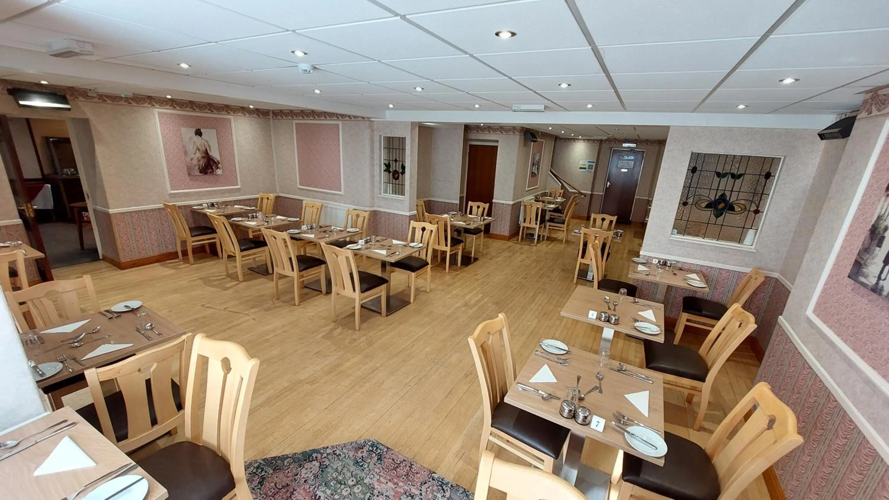 Breakfast in White Heather Hotel