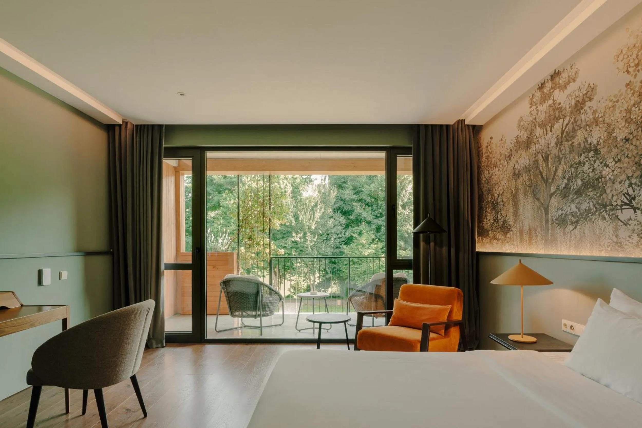 Bedroom, Bed in Lopota Lake Resort & Spa