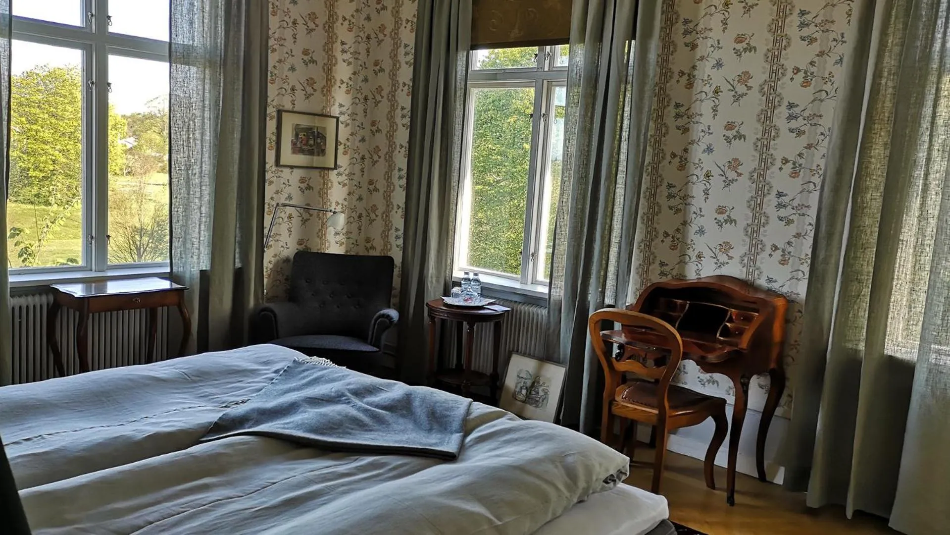 Photo of the whole room in Hoby Gård B&B