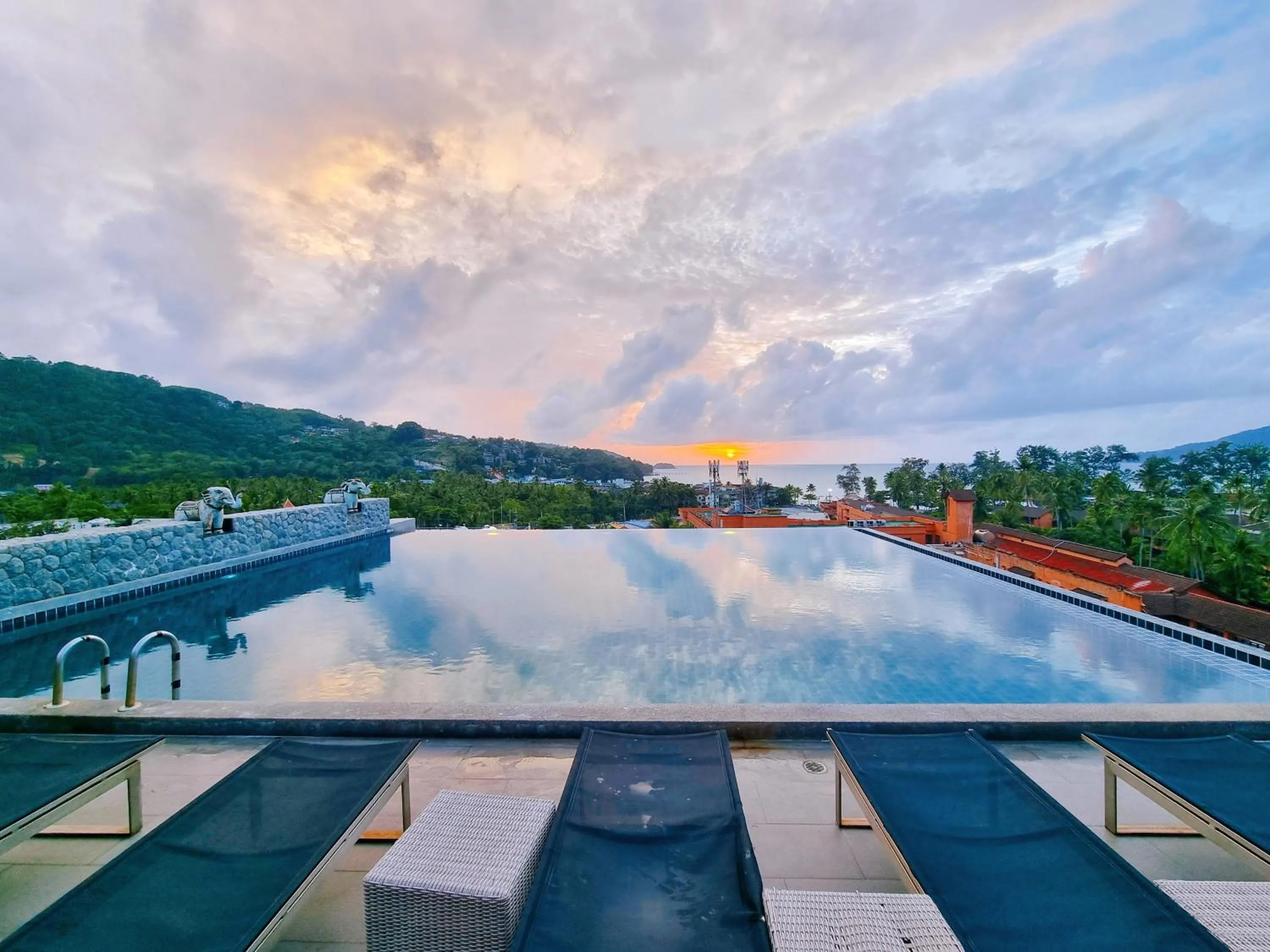 Natural landscape in YouDee Hotel Patong - formerly Meir Jarr Hotel Patong