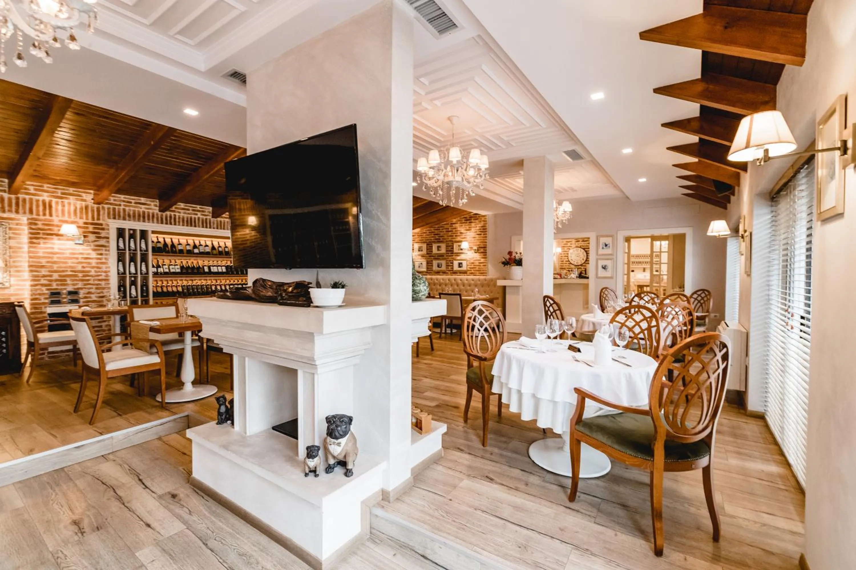 Green House Hotel & Restaurant