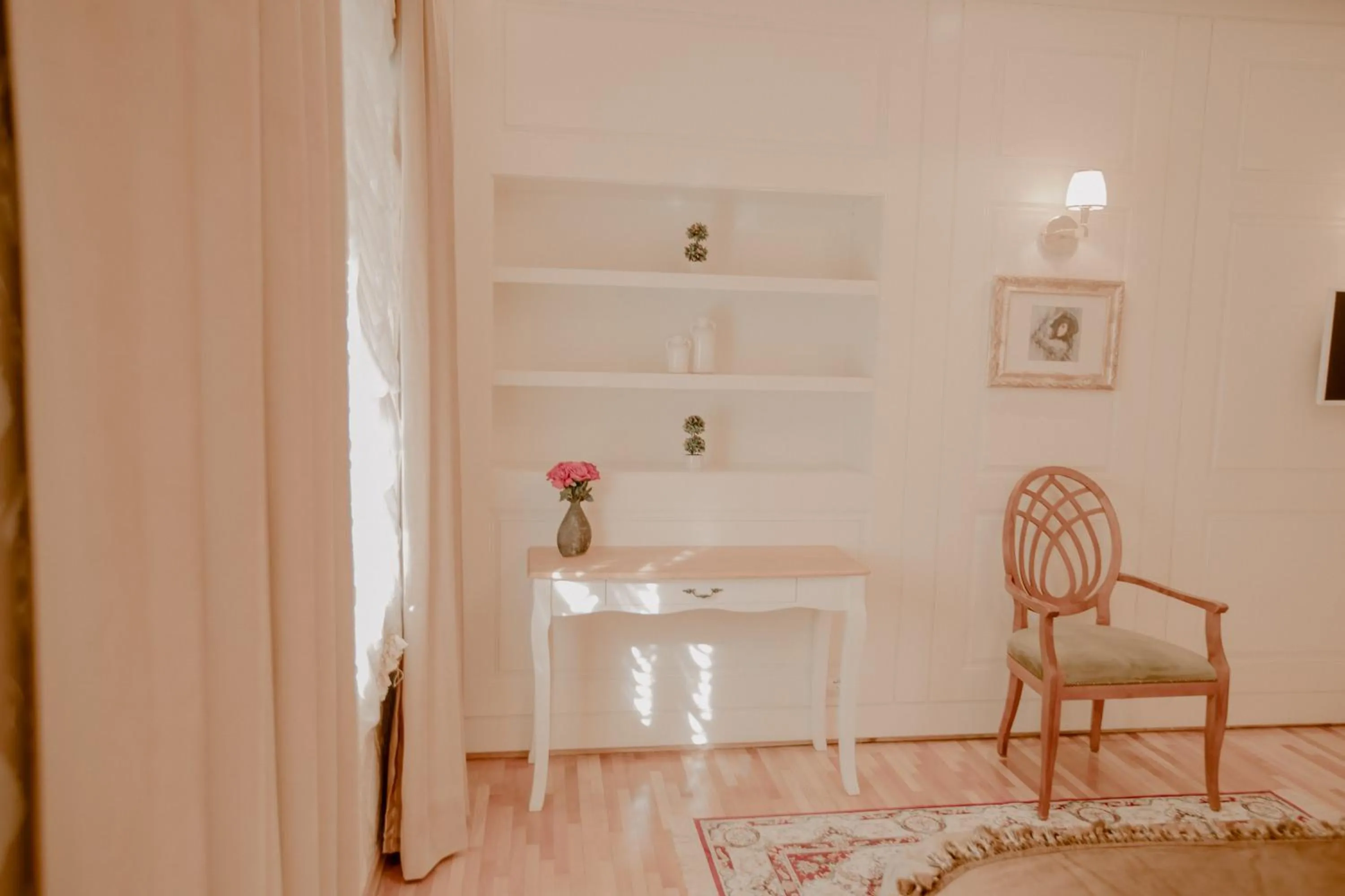 Green House Hotel & Restaurant