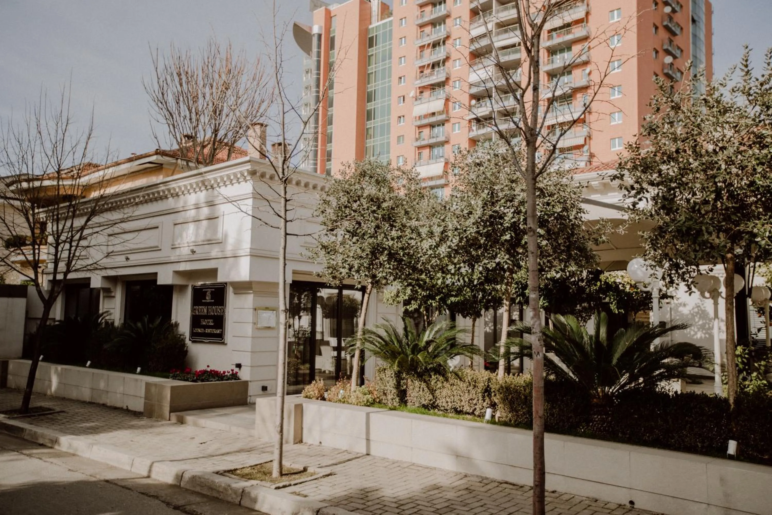 Green House Hotel & Restaurant