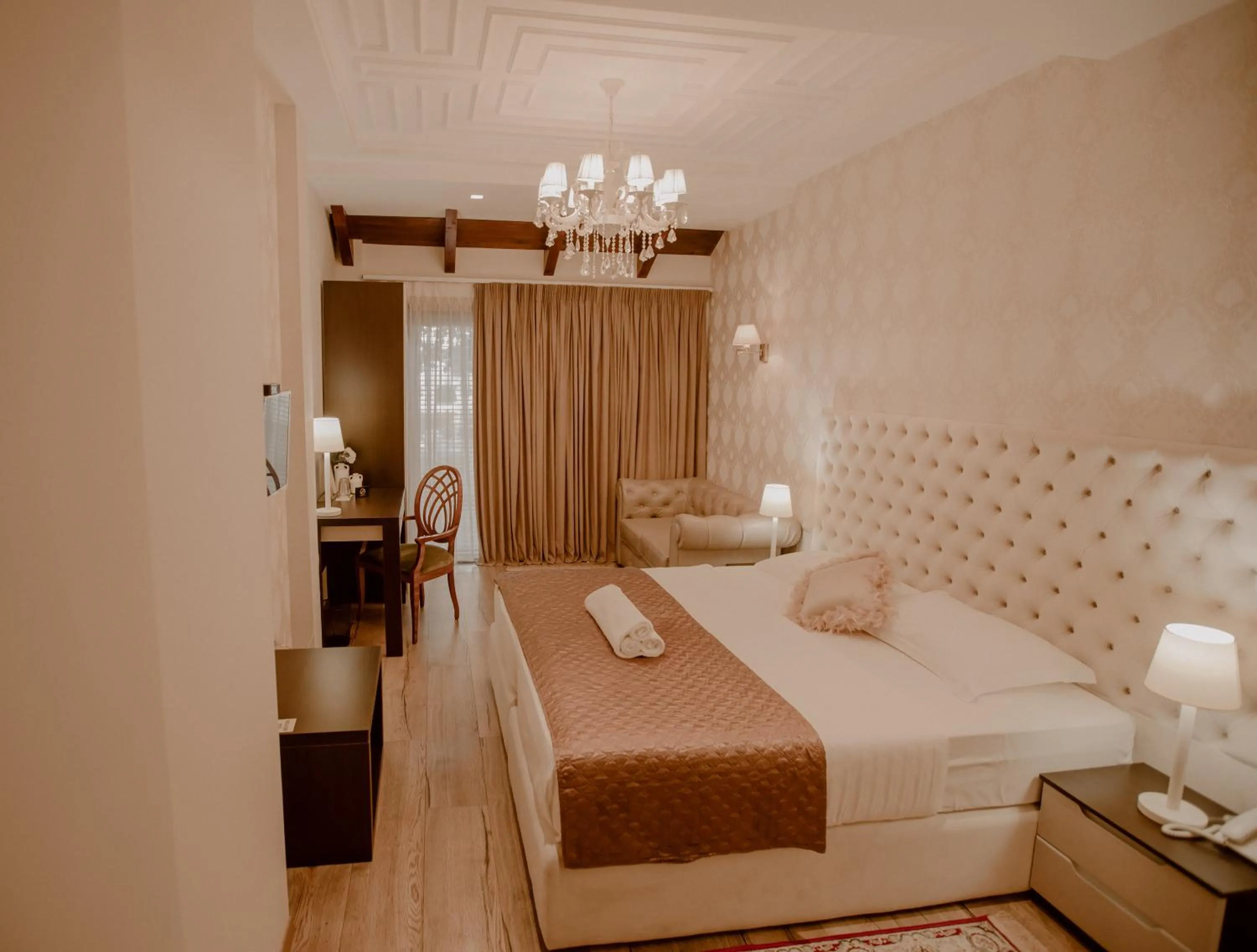 Bed in Green House Hotel & Restaurant