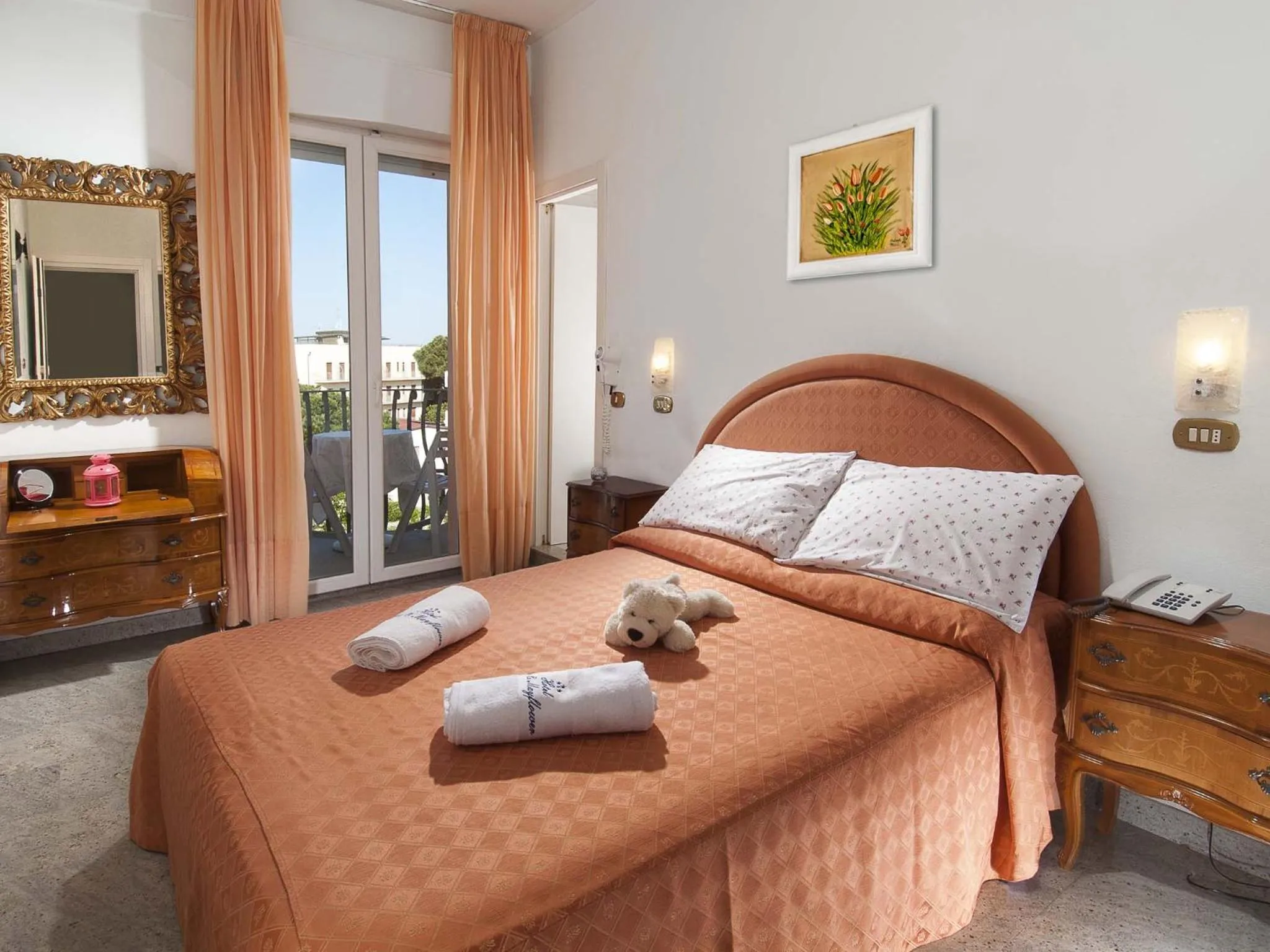 Bed in Hotel Mayflower