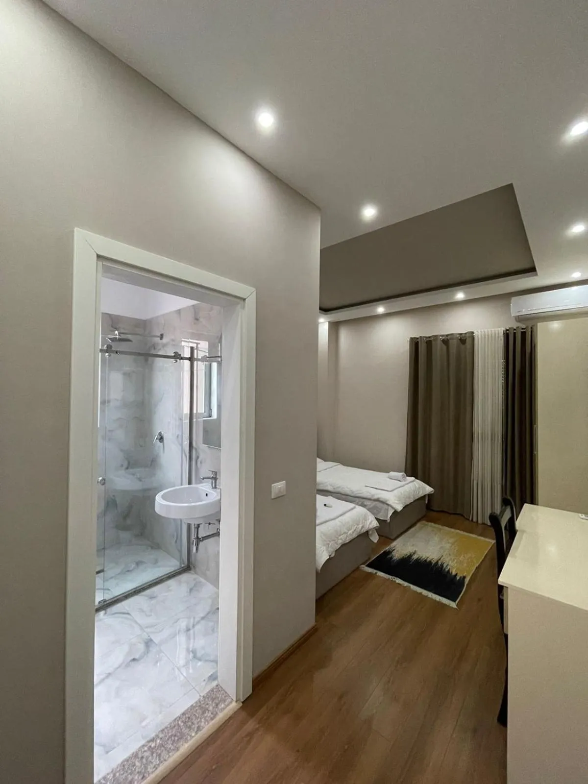 Bed in Hotel Holiday