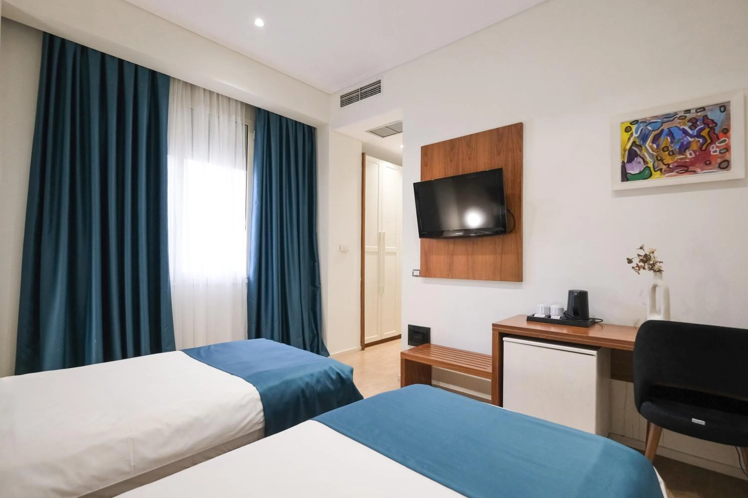 Bedroom, Bed in Golden City Hotel , Tirana