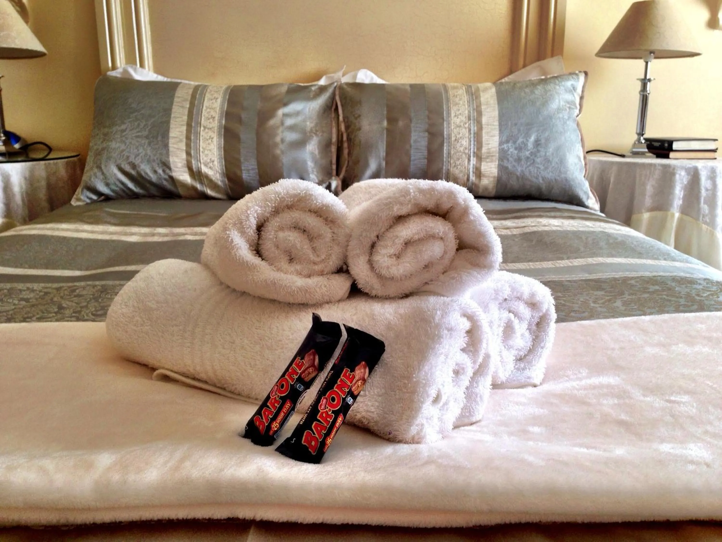 Bedroom, Bed in Pilgrims Delight Guest House