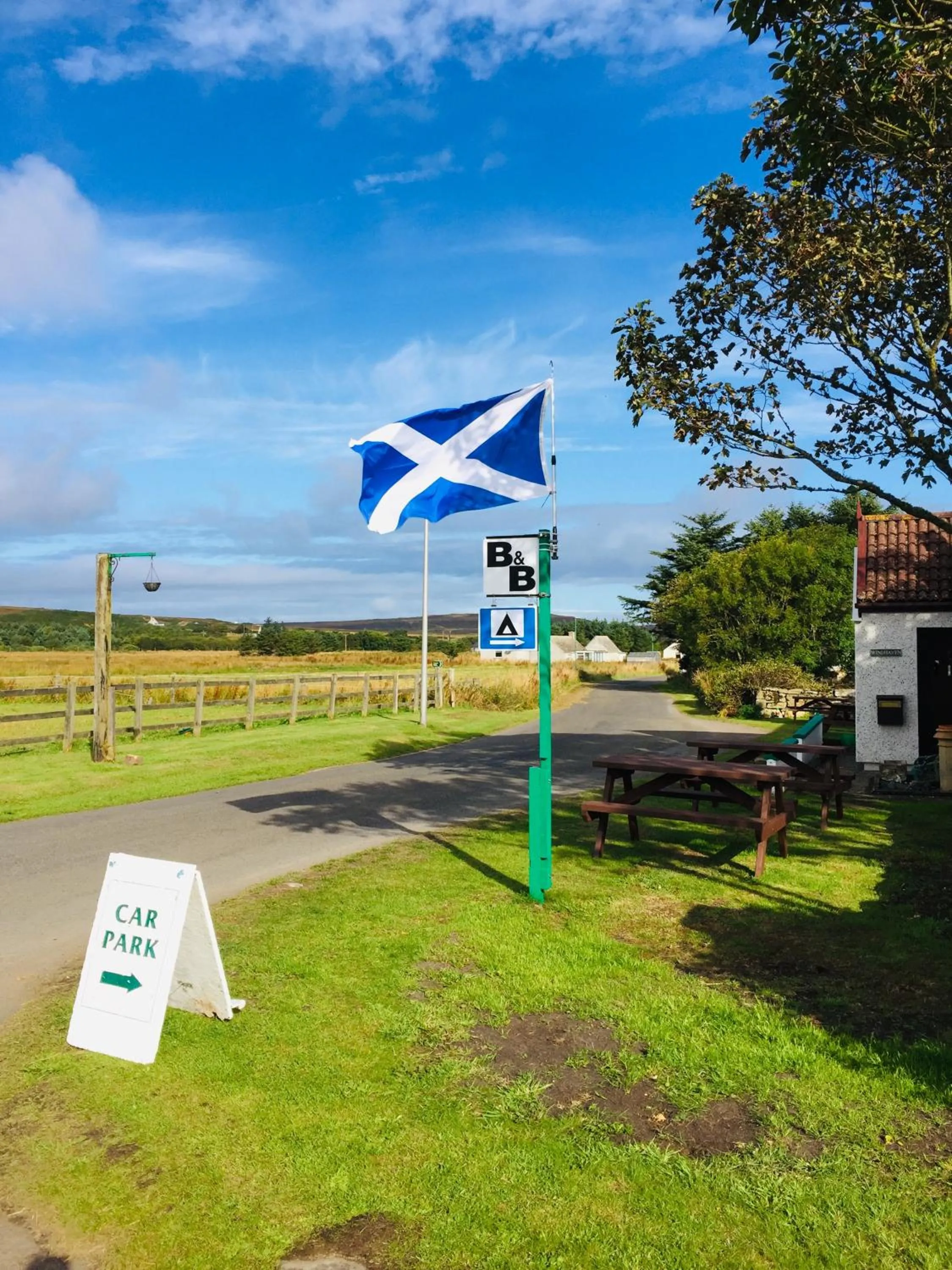 Facade/entrance in Windhaven Camping and B&B