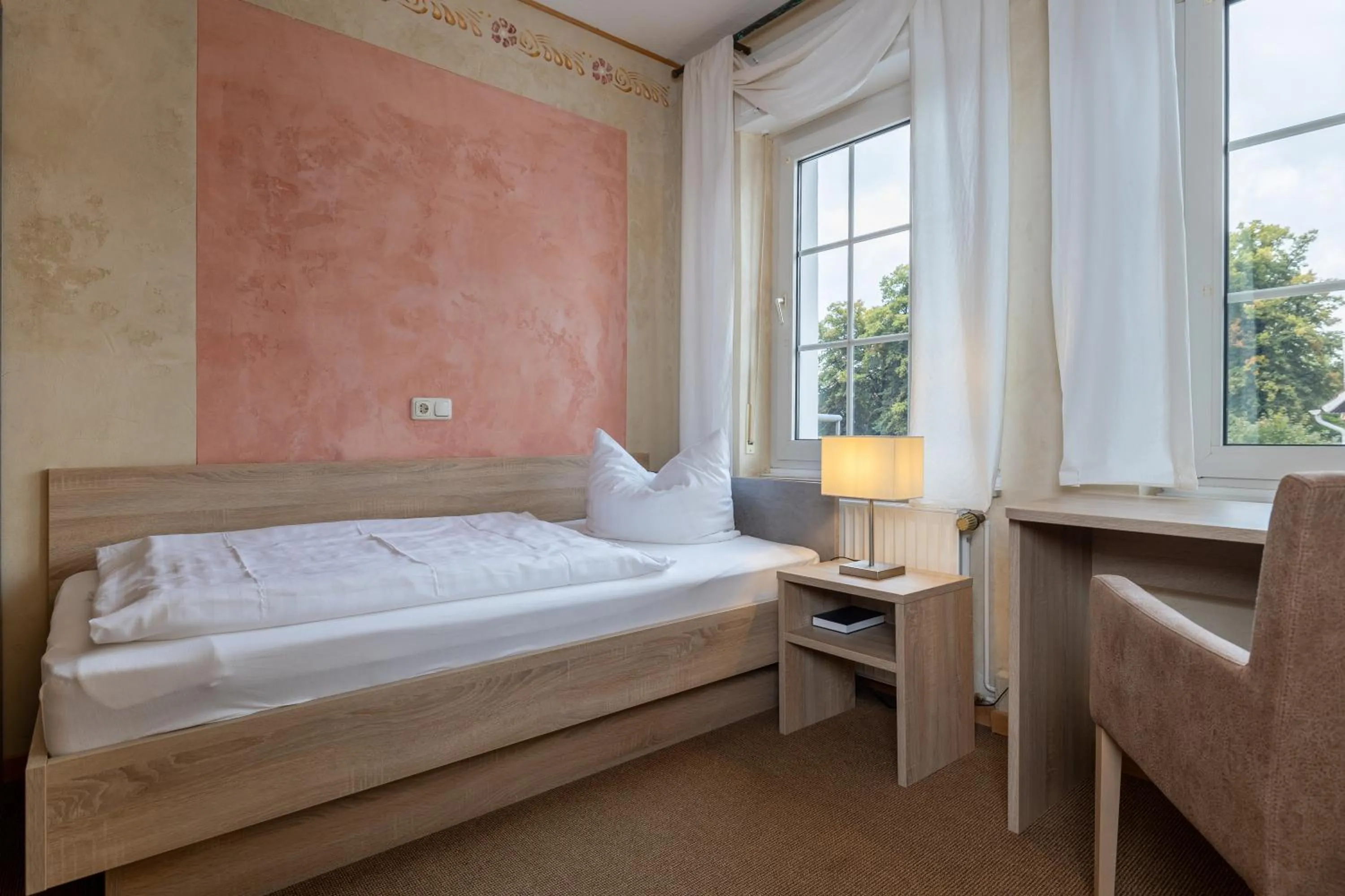 Bed in Hotel-Restaurant Sälzerhof