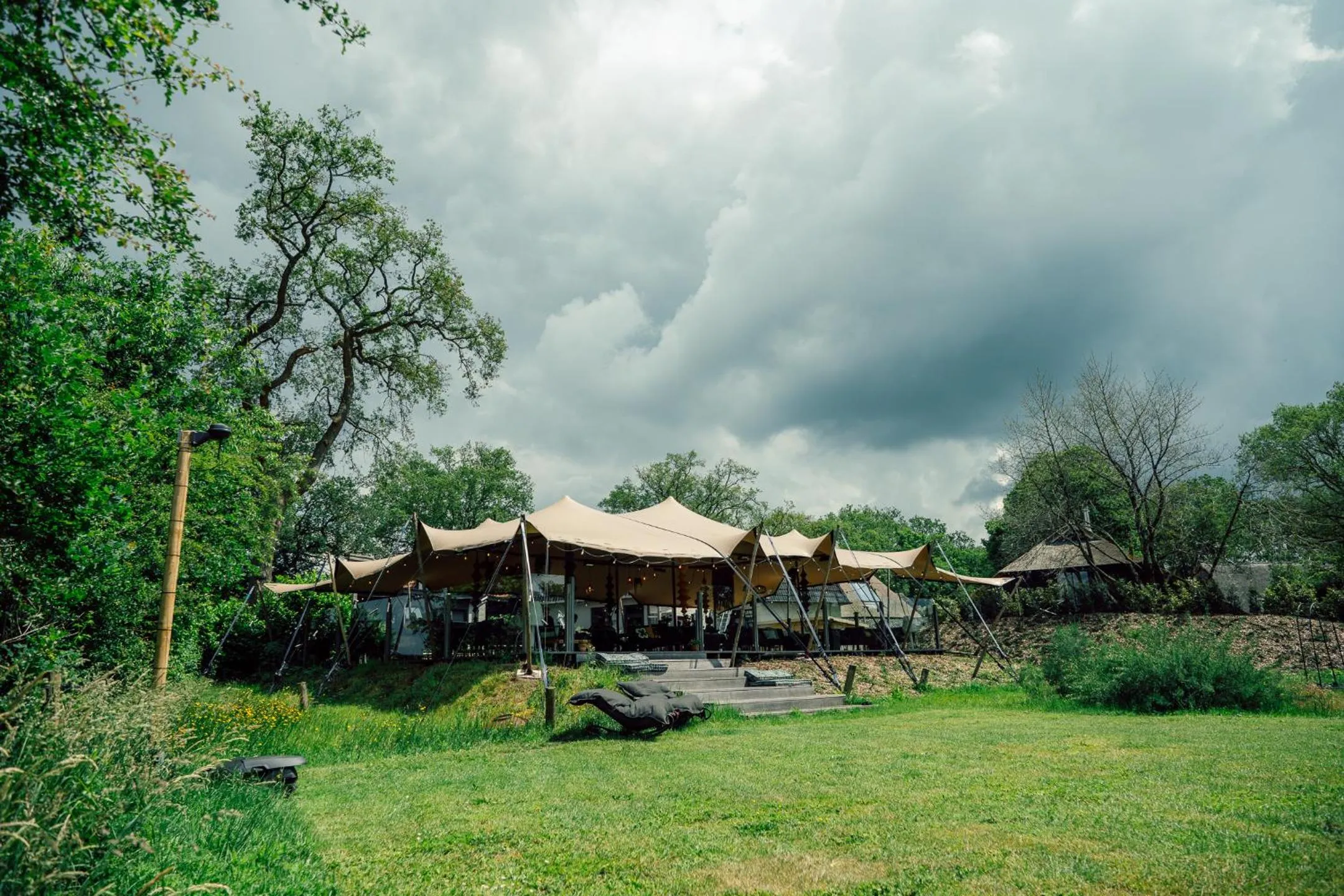 Garden in LUDIEK eten en slapen
