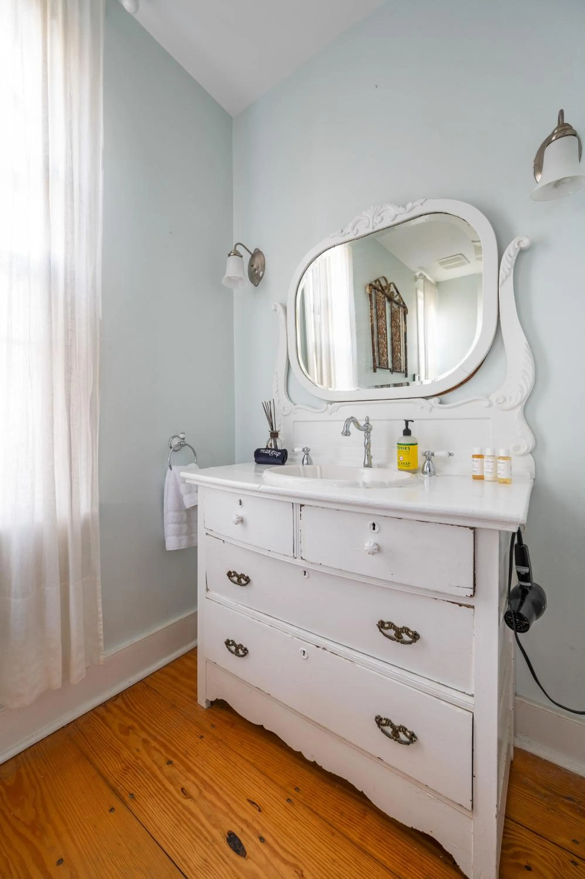 Bathroom in The Gables of Rhinebeck