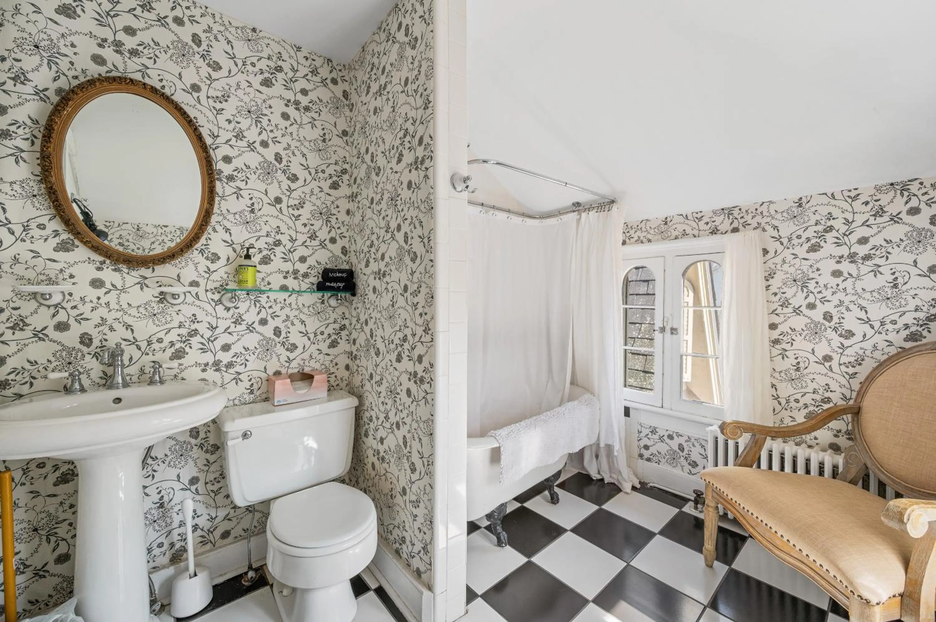 Bathroom in The Gables of Rhinebeck