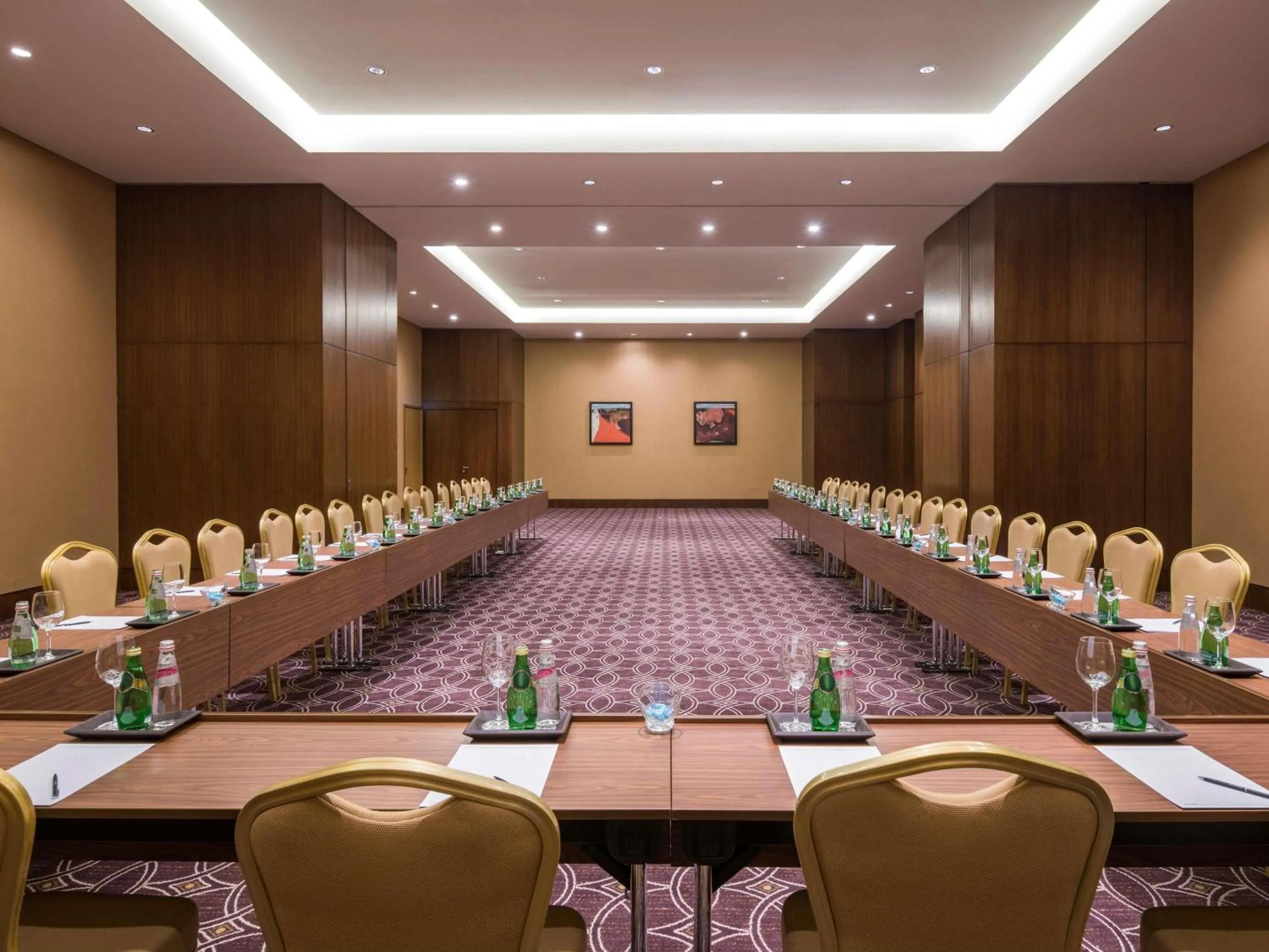 Meeting/conference room in Swissôtel Al Ghurair Dubai - Deira & Creek