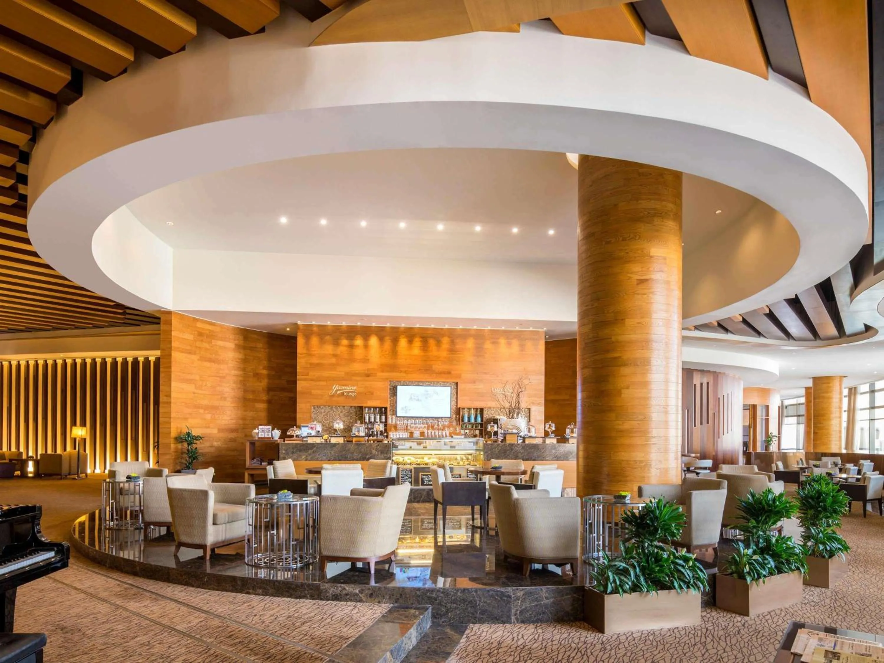 Restaurant/places to eat in Swissôtel Al Ghurair Dubai - Deira & Creek