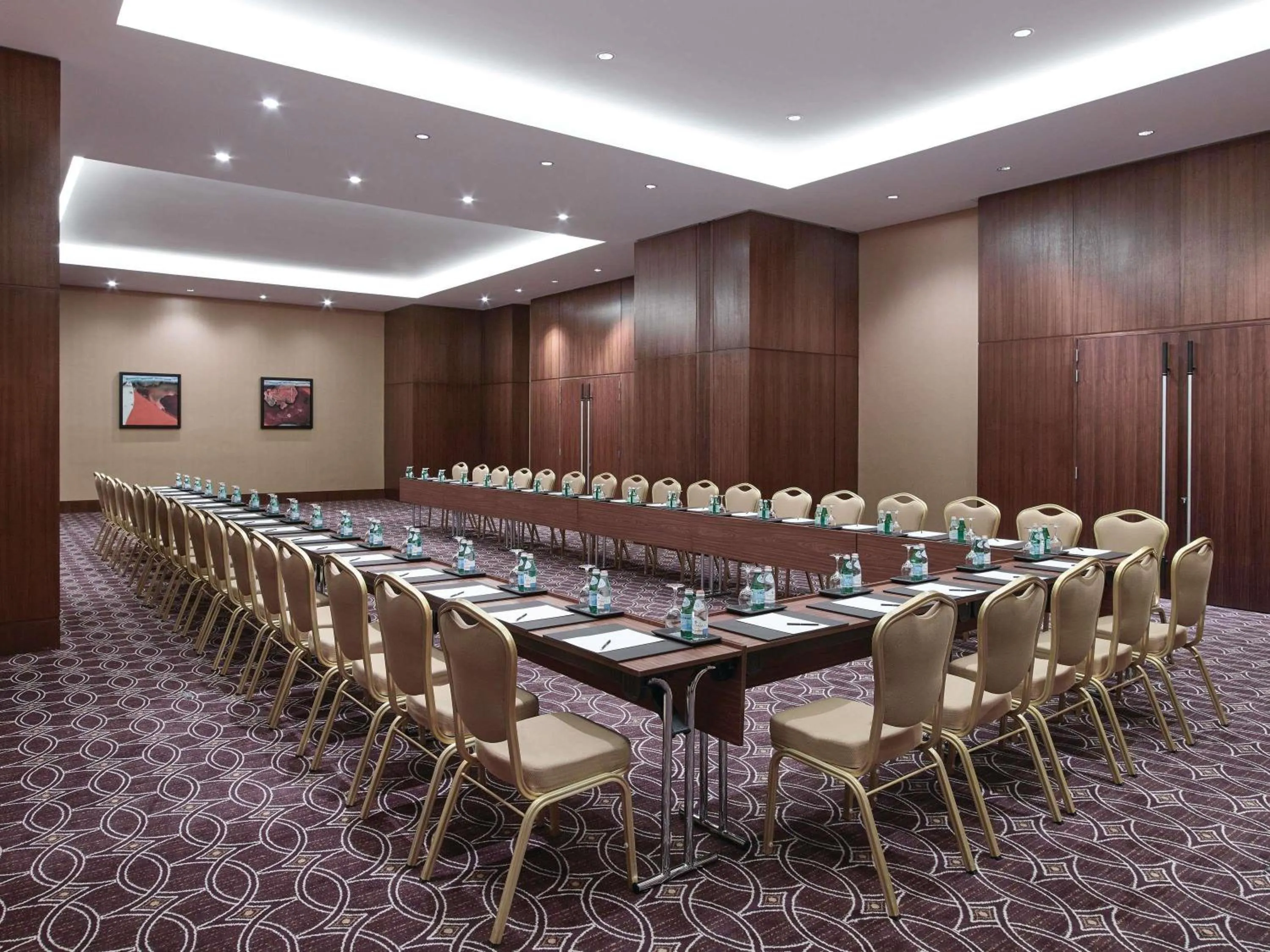 Meeting/conference room in Swissôtel Al Ghurair Dubai - Deira & Creek
