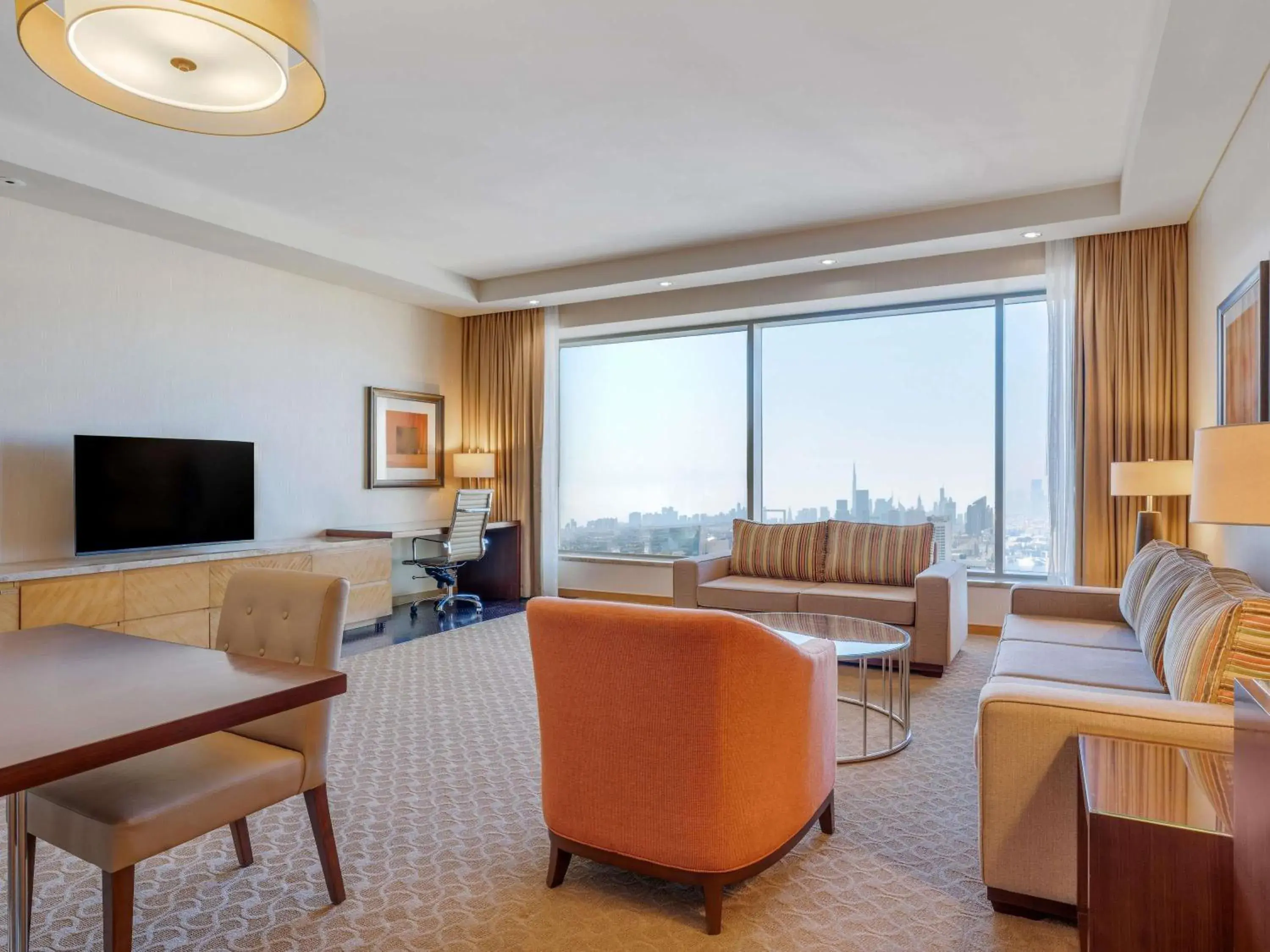 Corner Suite city and creek view in Swissôtel Al Ghurair Dubai - Deira & Creek Corner Suite city and creek view in Swissôtel Al Ghurair Dubai - Deira & Creek