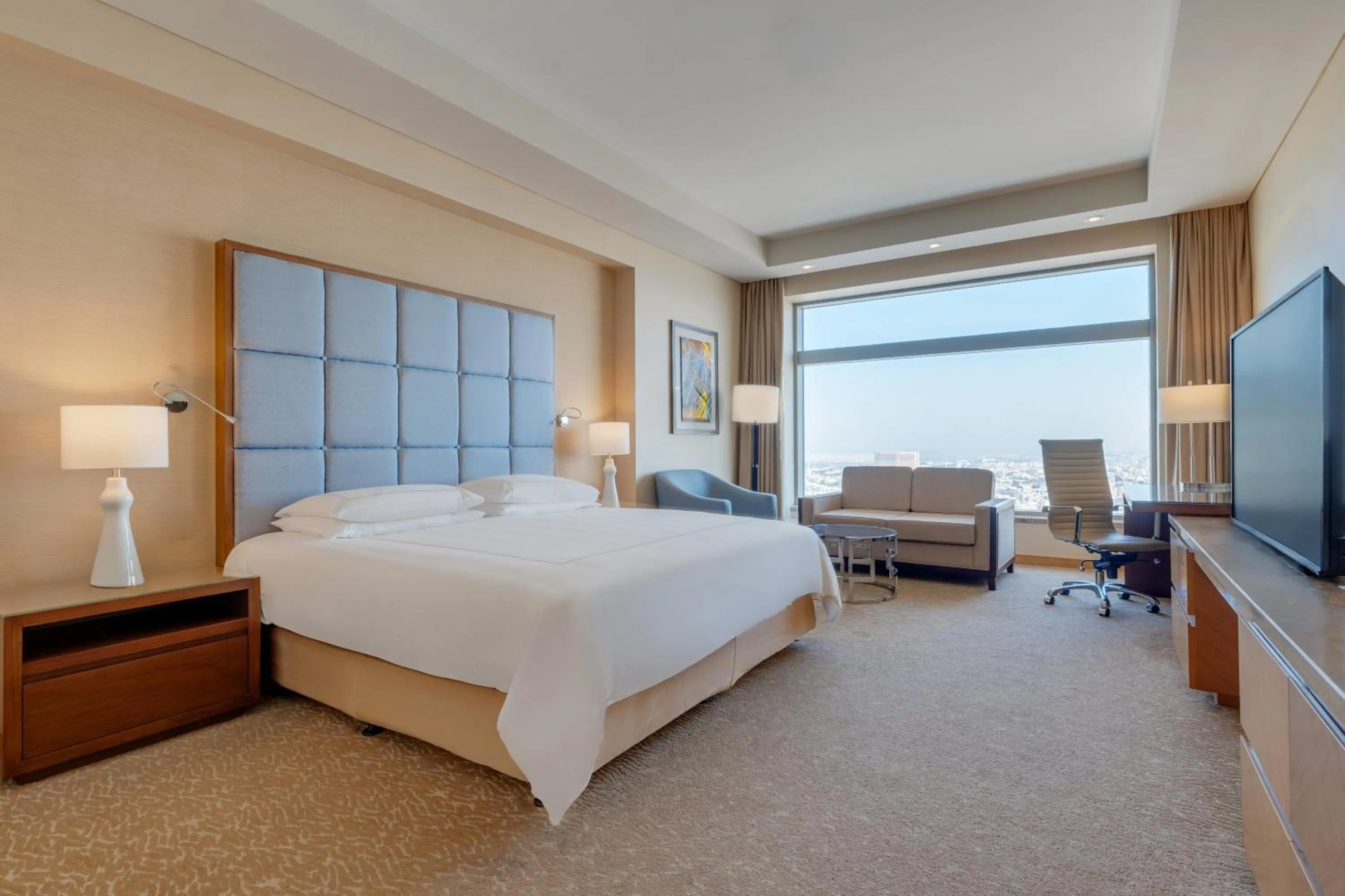 Bedroom, Bed in Swissôtel Al Ghurair Dubai - Deira & Creek