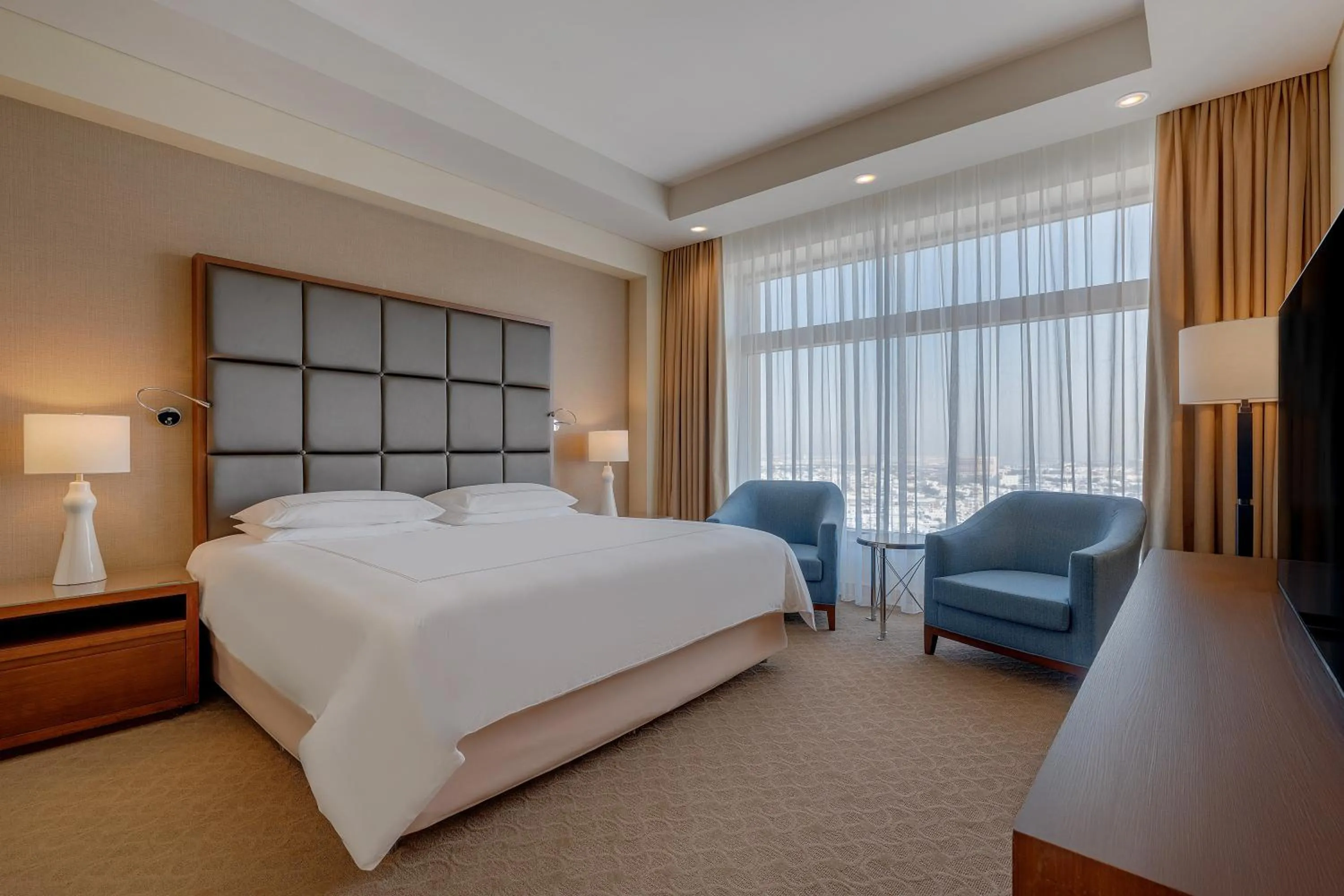 Bedroom, Bed in Swissôtel Al Ghurair Dubai - Deira & Creek