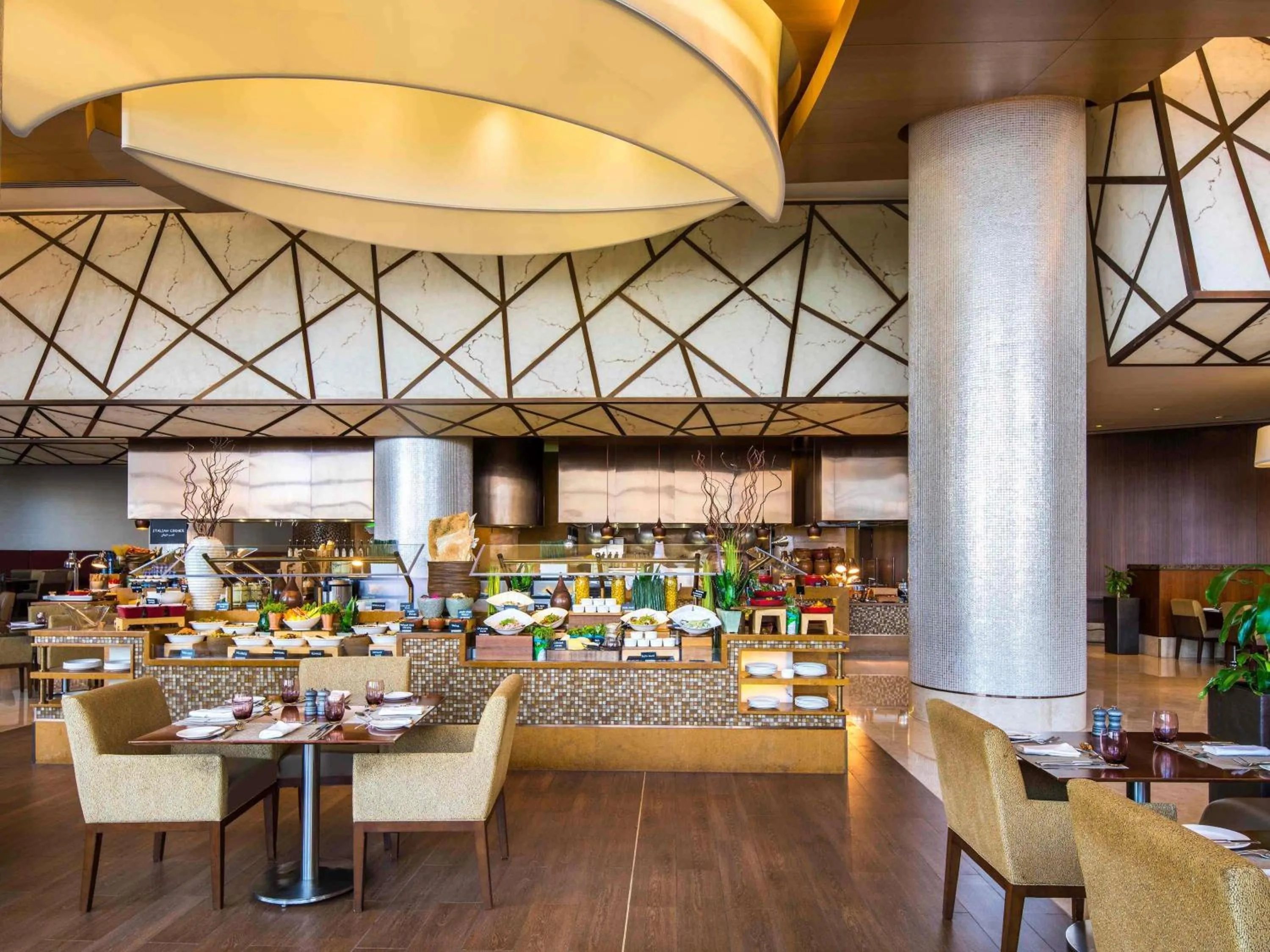 Breakfast in Swissôtel Al Ghurair Dubai - Deira & Creek