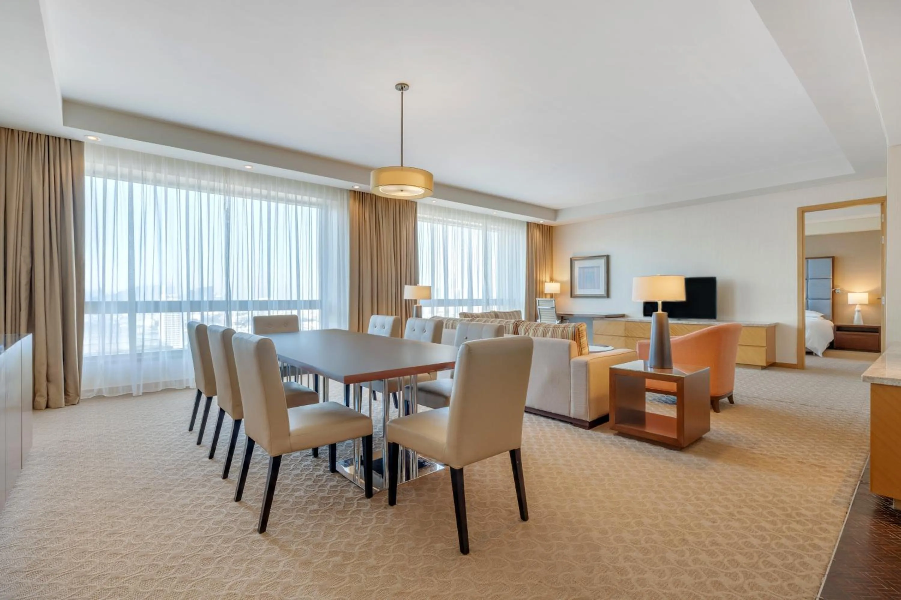 Living room in Swissôtel Al Ghurair Dubai - Deira & Creek