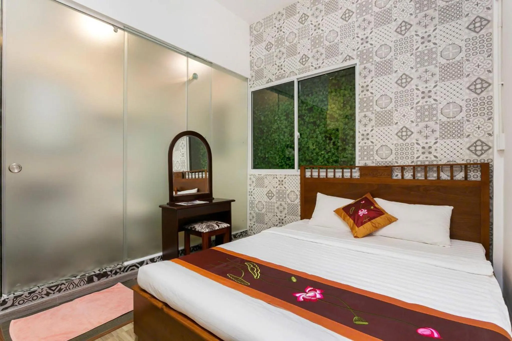 Bed in Indochine Ben Thanh Hotel & Apartments