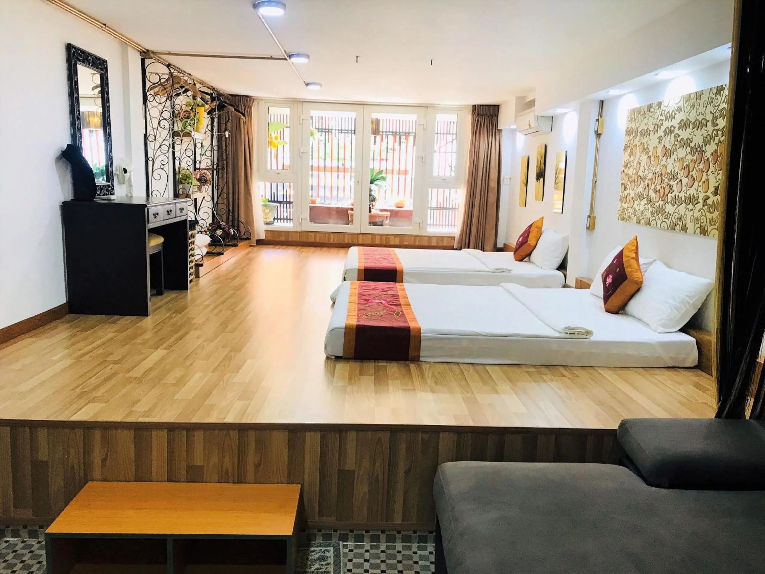 Bed in Indochine Ben Thanh Hotel & Apartments