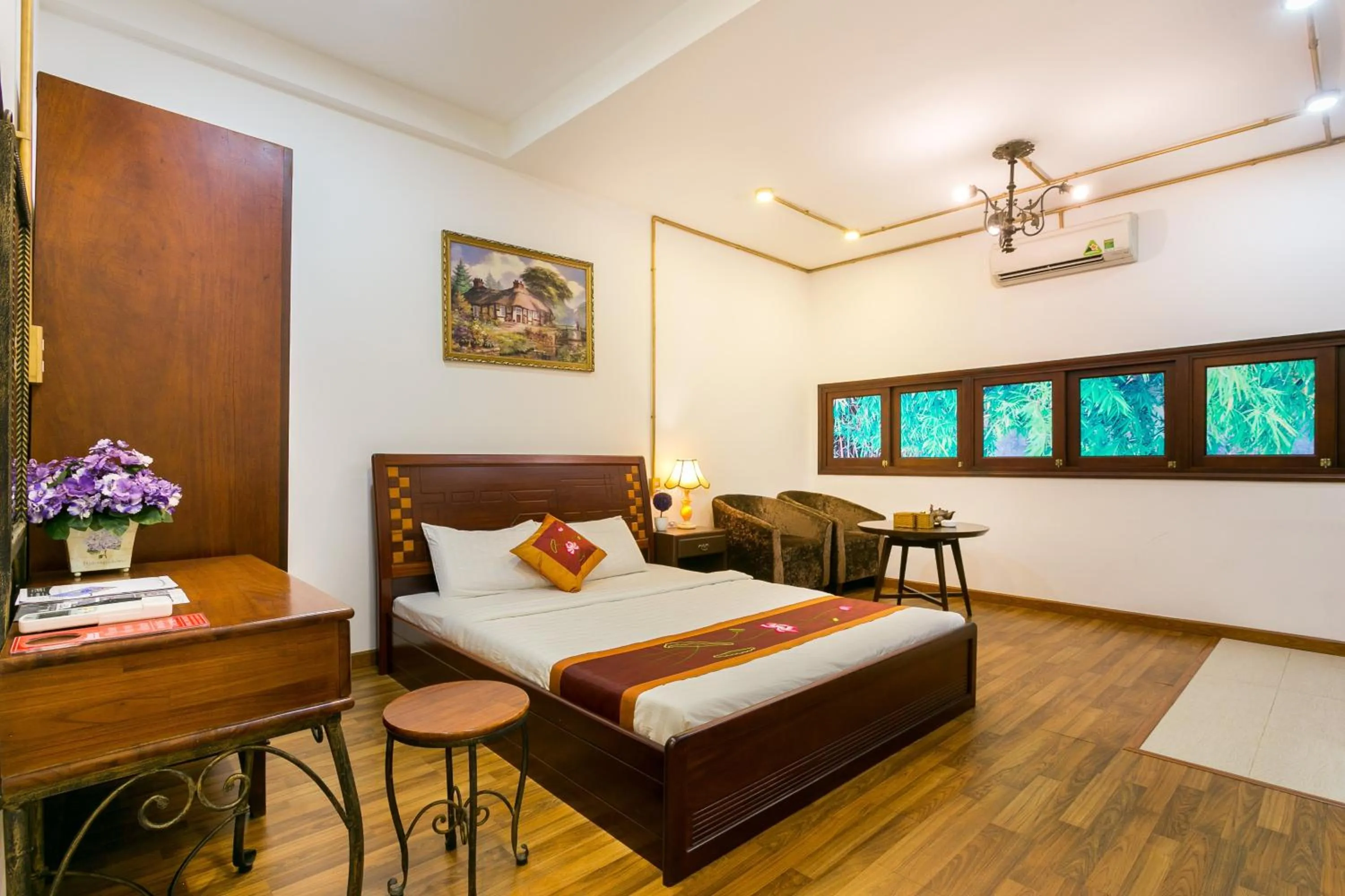 Photo of the whole room, Bed in Indochine Ben Thanh Hotel & Apartments