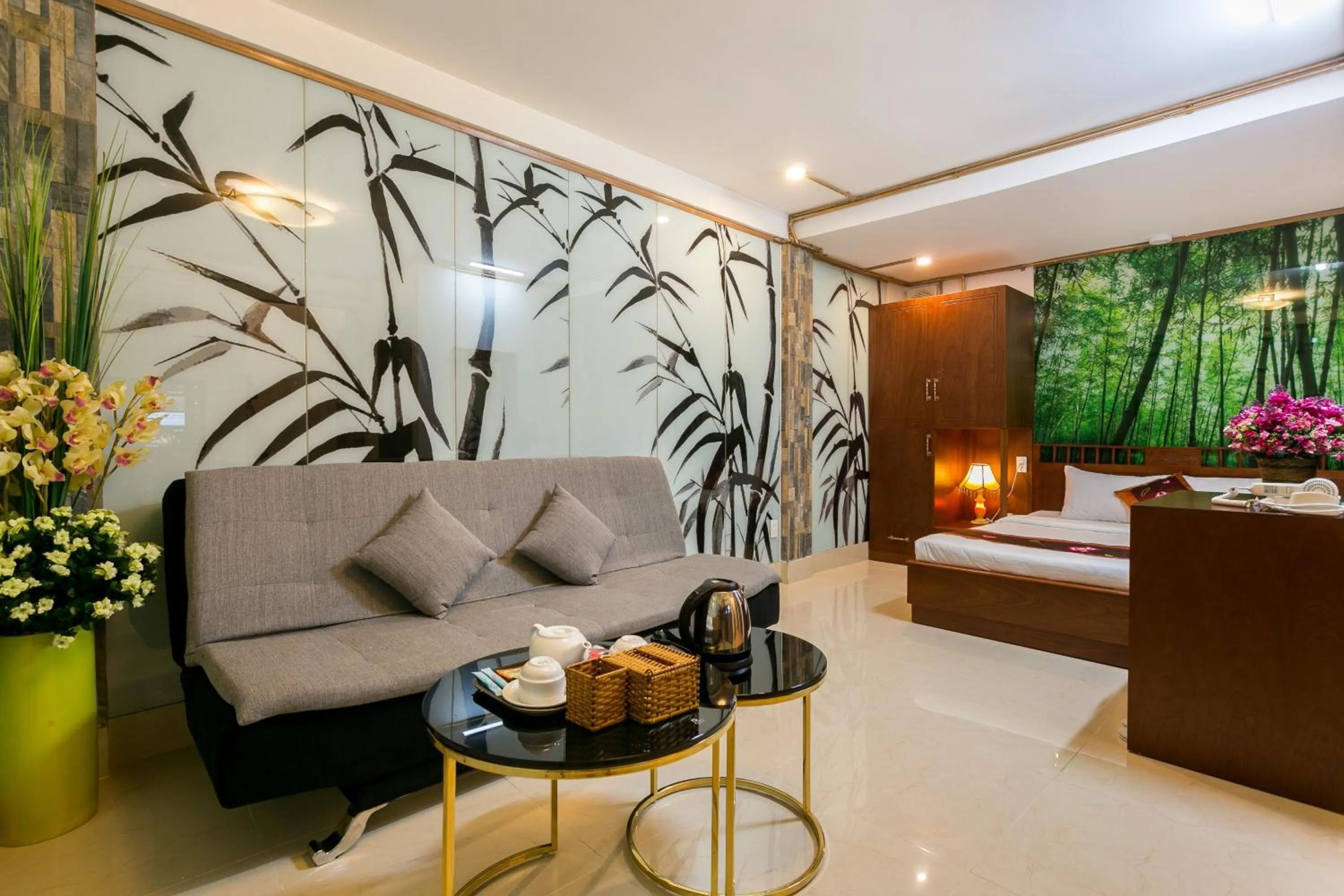 Seating area in Indochine Ben Thanh Hotel & Apartments