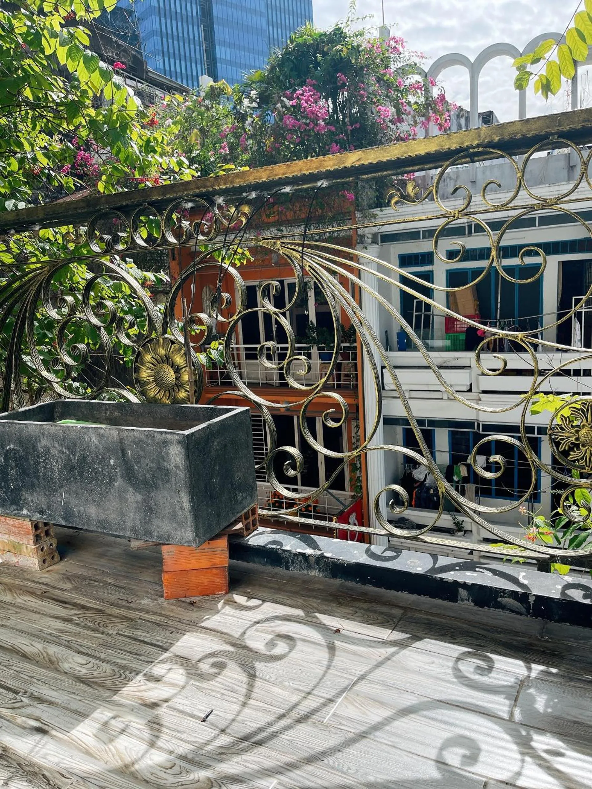 Balcony/Terrace in Indochine Ben Thanh Hotel & Apartments