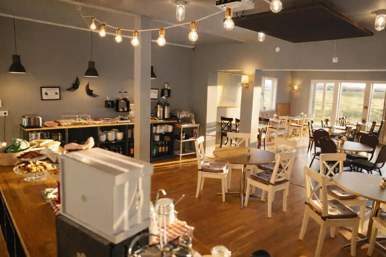 Restaurant/places to eat in Hótel Lækur