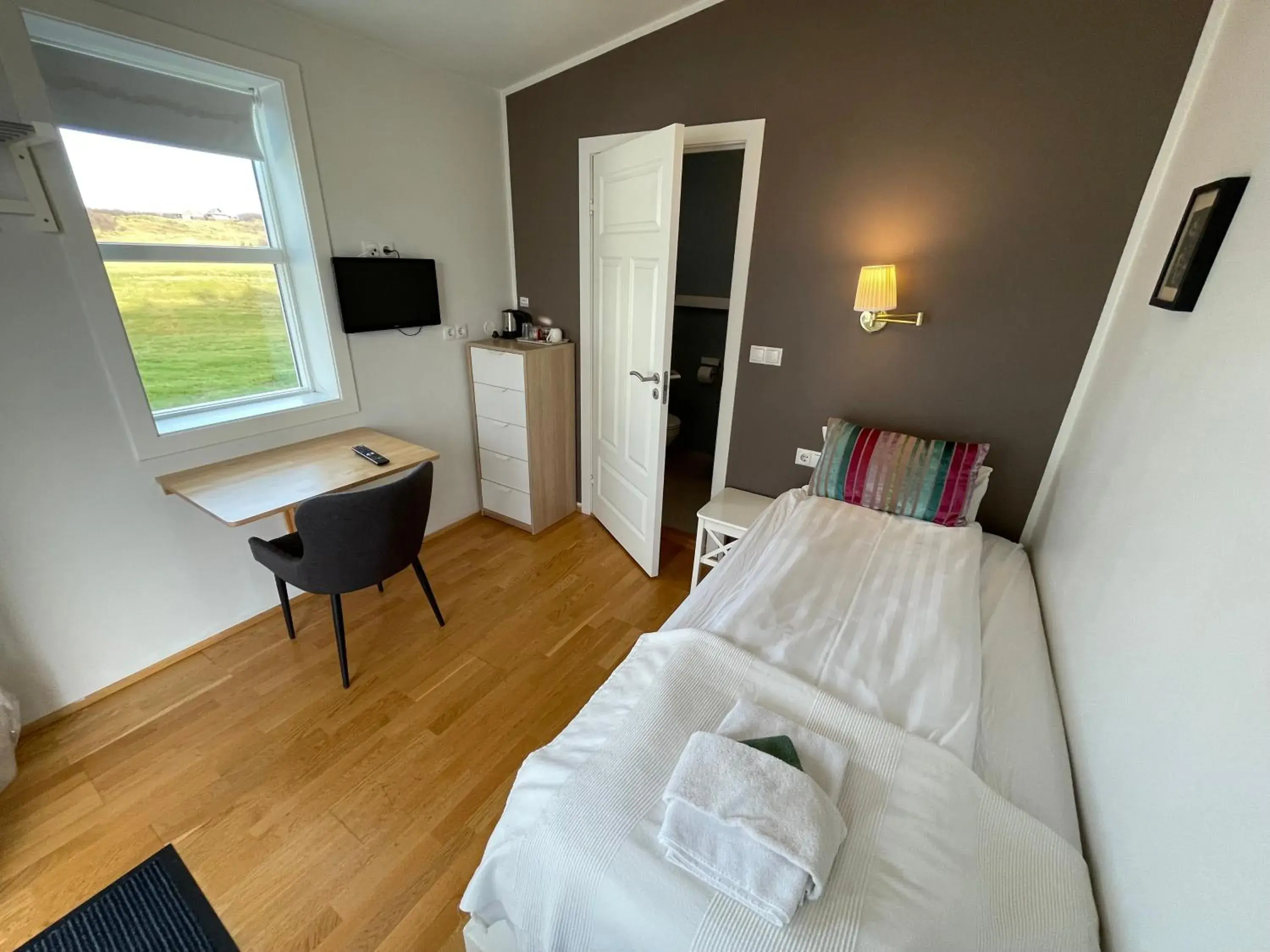 Single Room in Hótel Lækur Single Room in Hótel Lækur