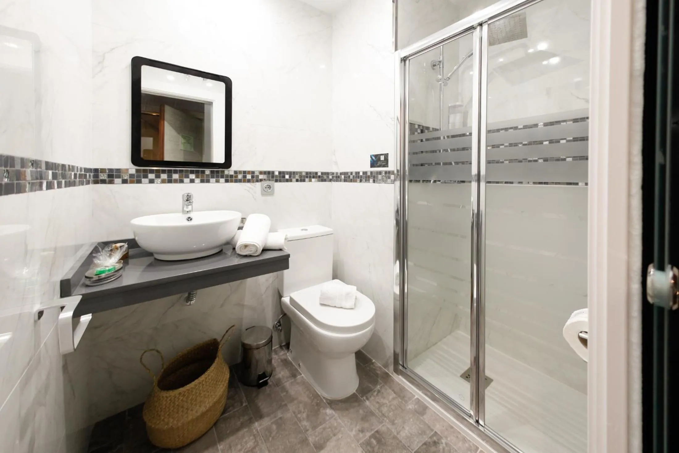 Bathroom in Hercules Boutique Hotel