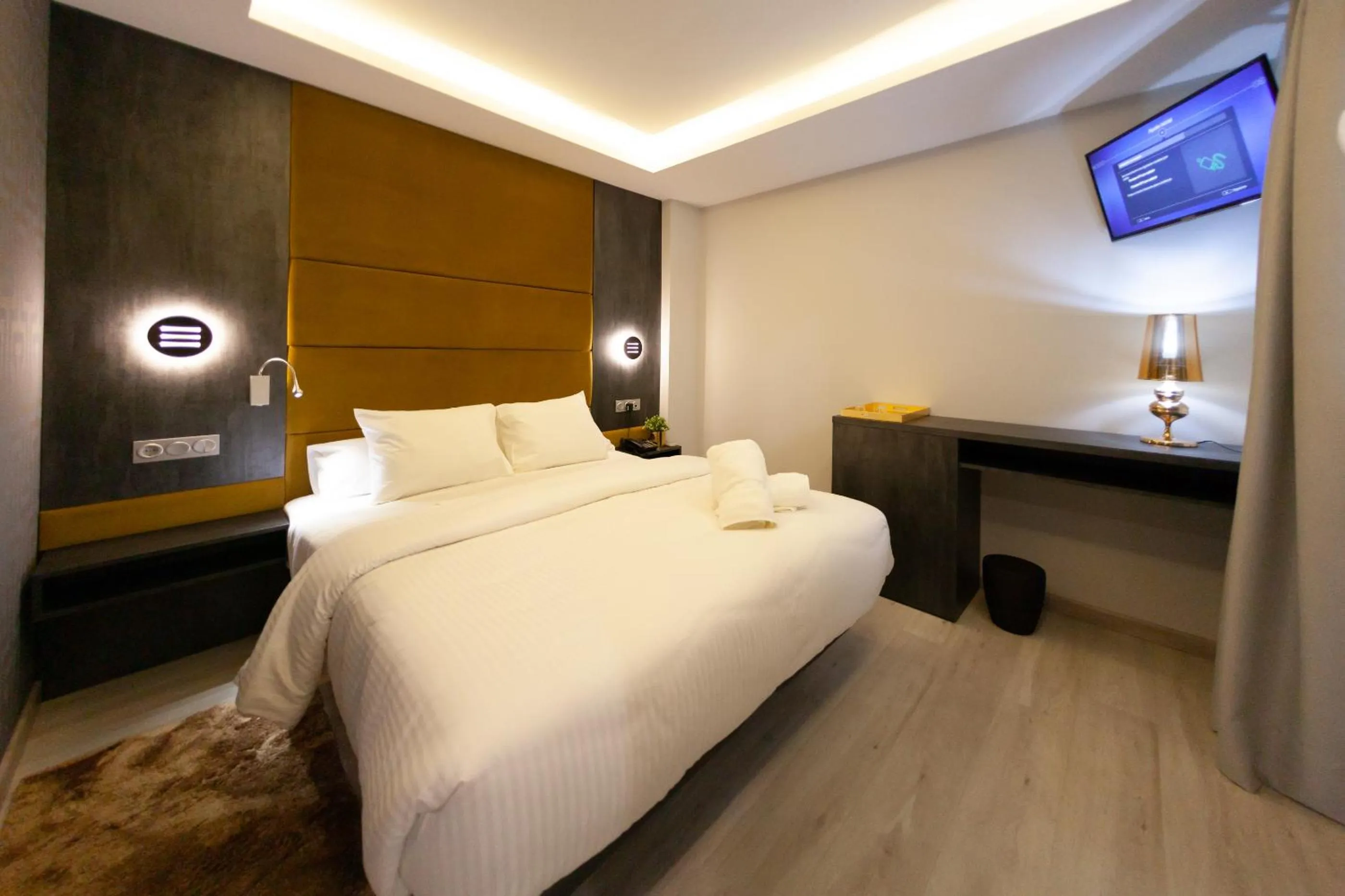 Photo of the whole room in Hercules Boutique Hotel