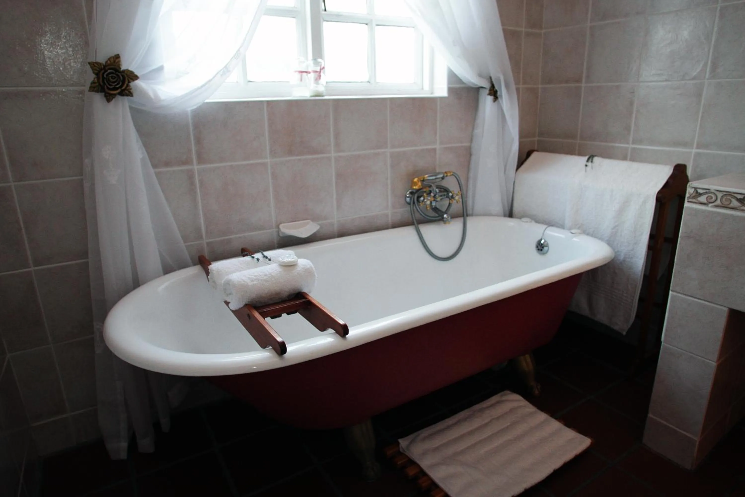 Kingna Lodge Montagu