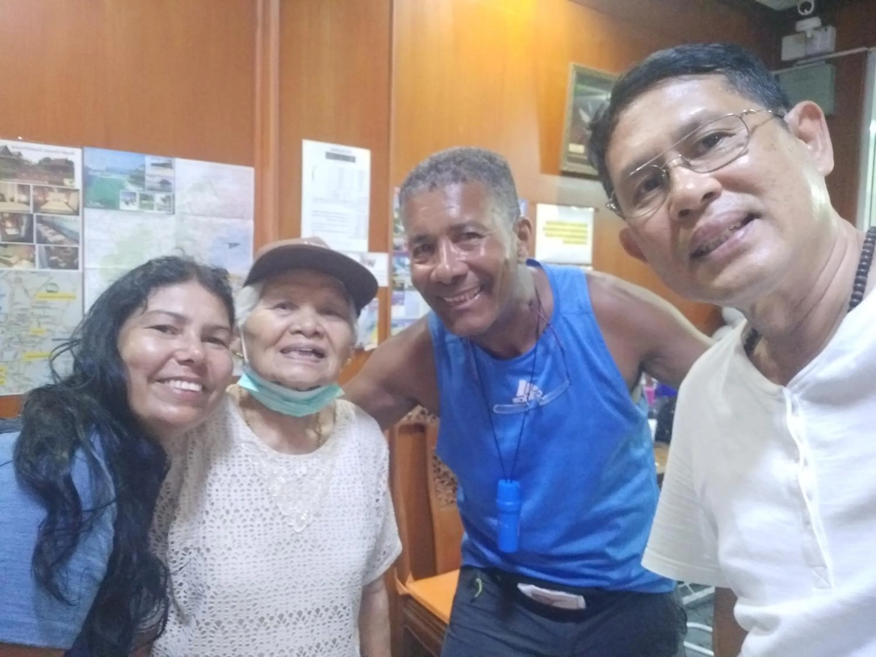 Guests in Kantawan House