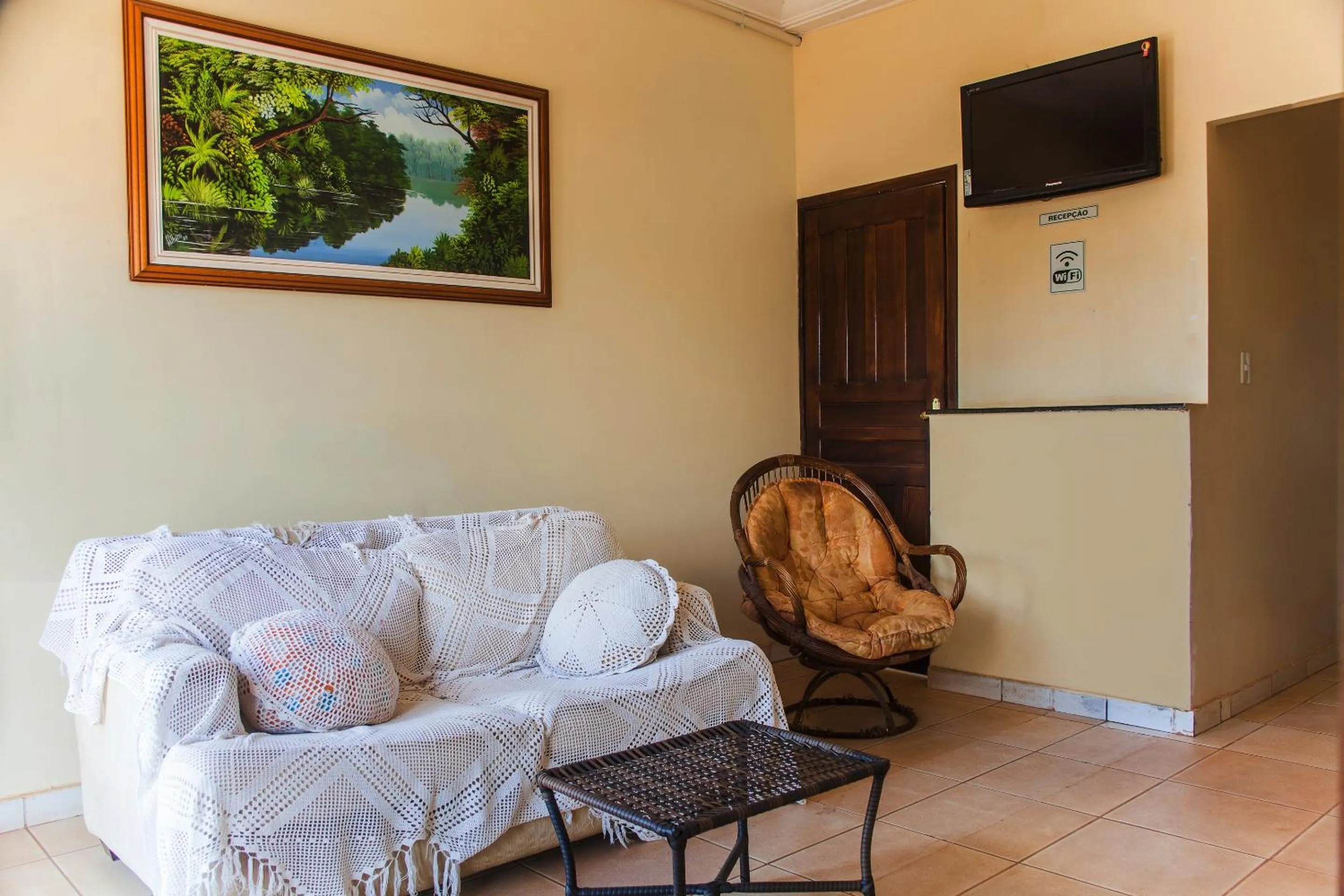 Lobby or reception in OYO M&J Hotel