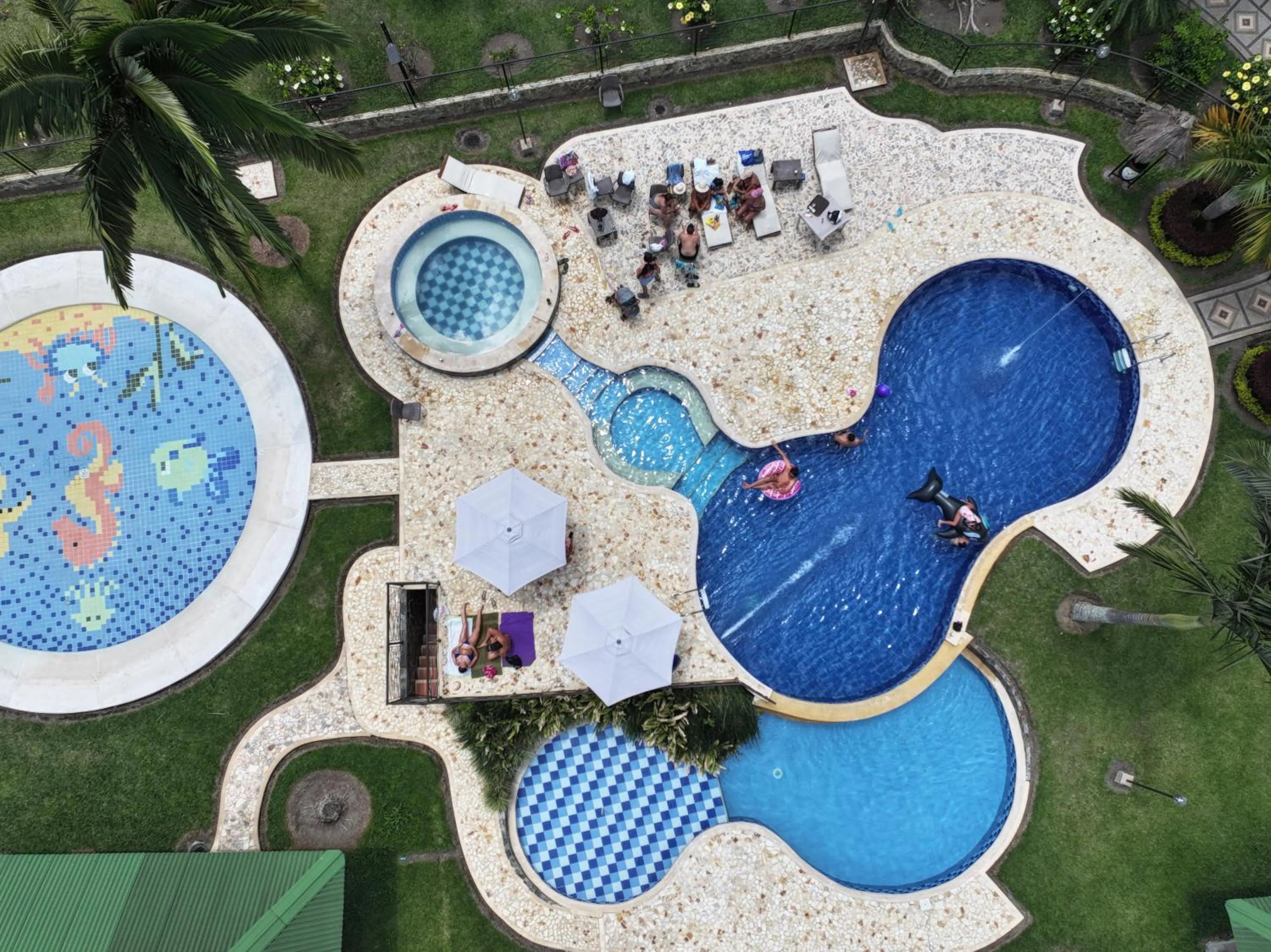 Swimming pool in La Victoria Hotel Campestre